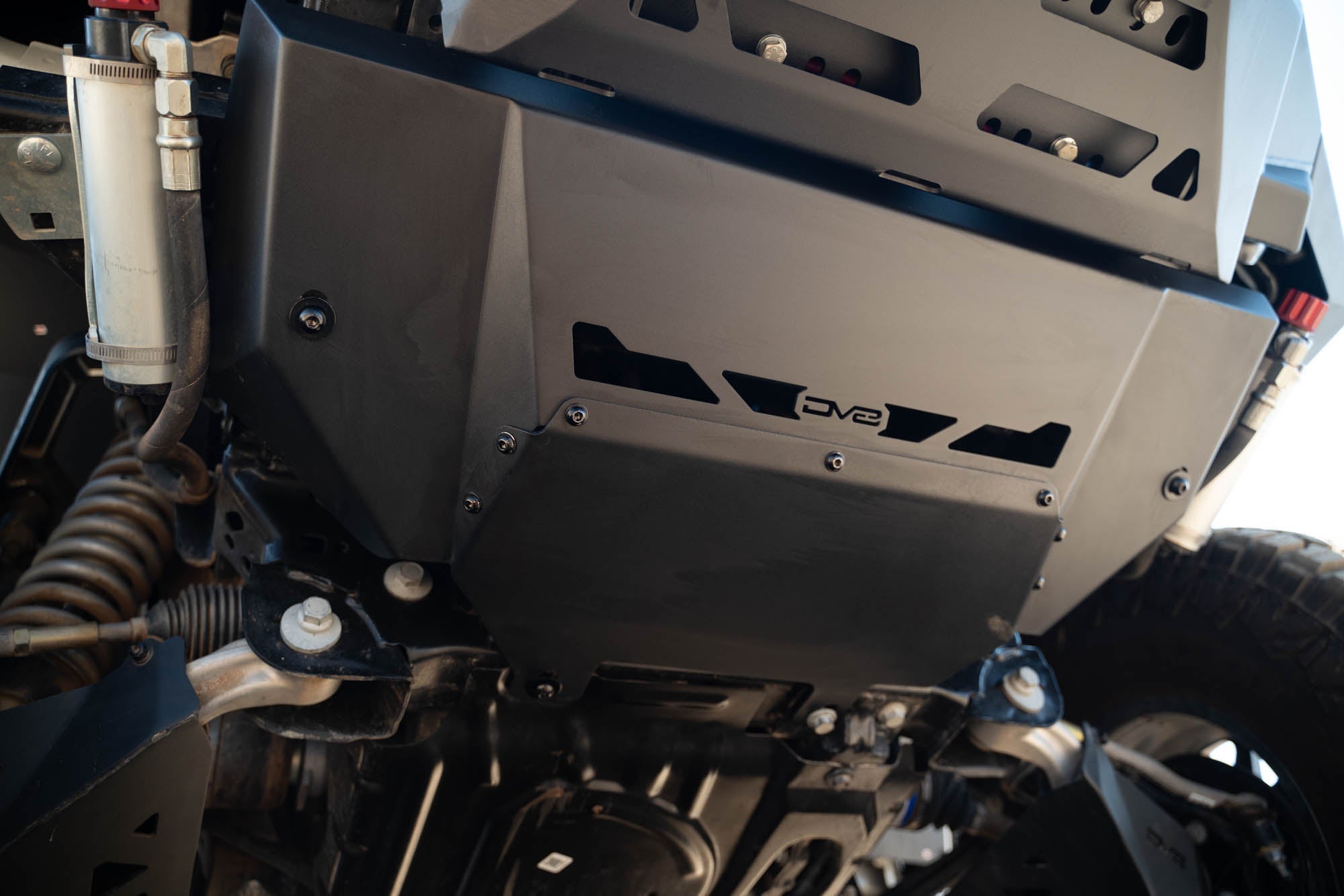 2021 2024 Ford Bronco Low Pro Skid Plate DV8 Offroad