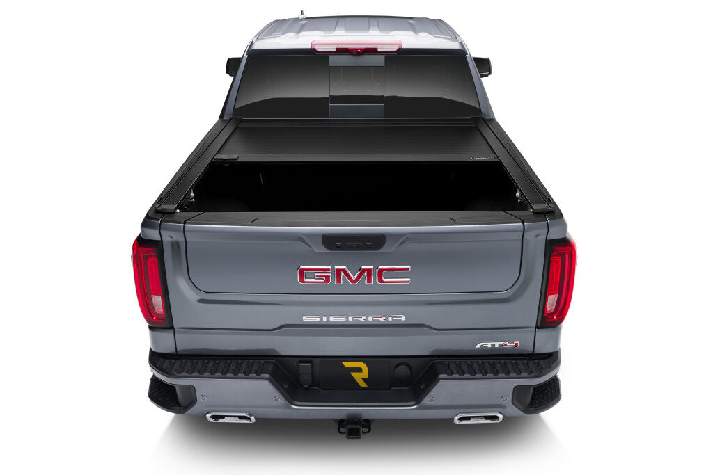 RetraxOne XR Retractable Tonneau Cover Matte One Piece Polycarbonate Construction 2019-2026 GMC Sierra (with CarbonPro Bed) 5' 9 inch Bed without Stake Pockets Standard Rails