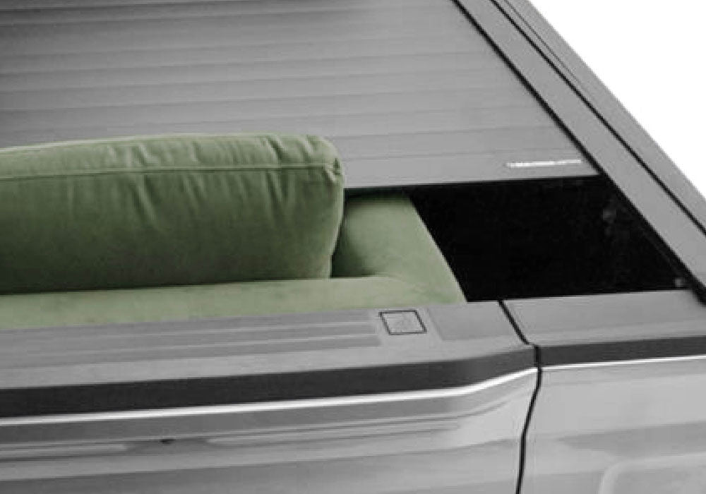 RetraxPRO Xr Retractable Tonneau Cover Industrial Strength Aluminum Construction 2024-2026 Toyota Tacoma 5' Bed