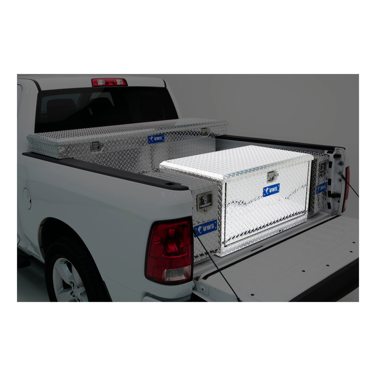 UWS TBC-38-DS Bright Aluminum 38" Utility Chest Box with Drawers