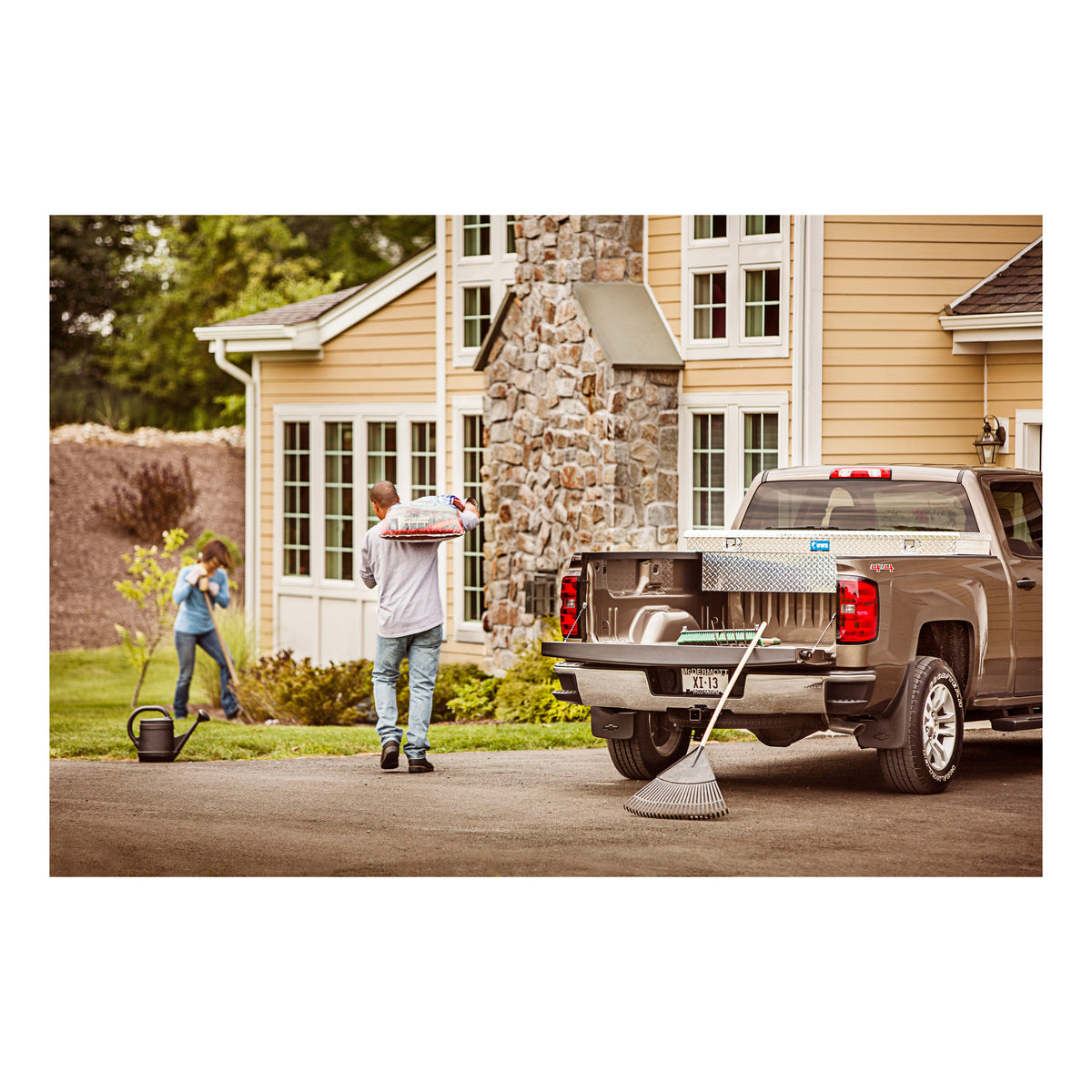 UWS TBS-72 Bright Aluminum 72" Crossover Truck Tool Box (LTL Shipping Only)