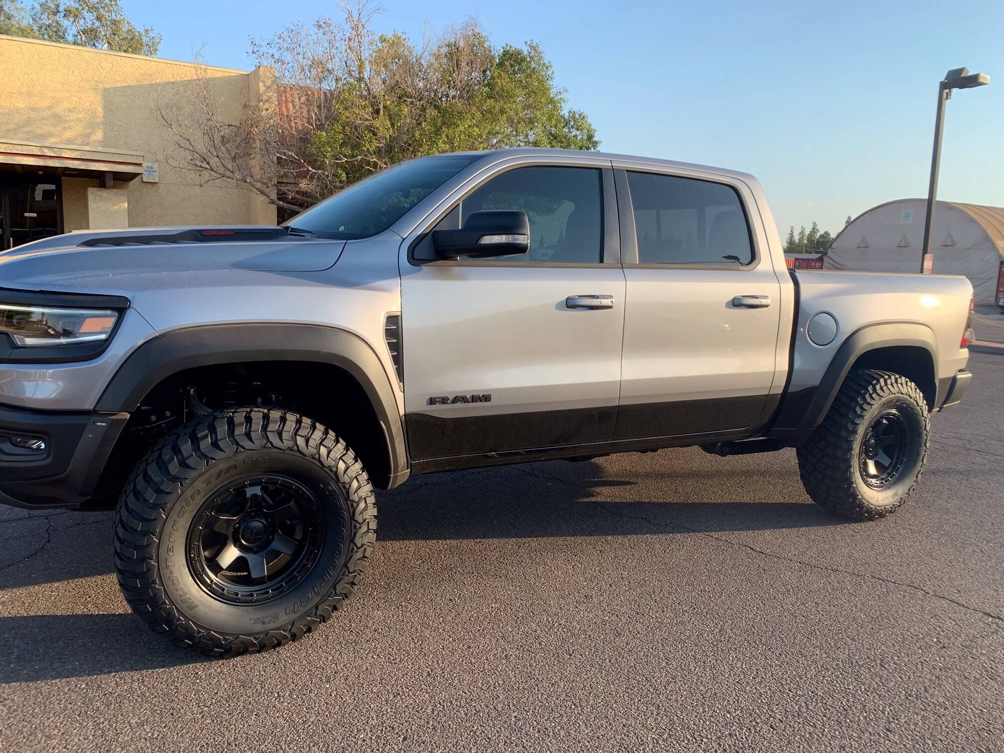 Foutz Motorsports 1.5" front leveling kit 2021-2024 Ram 1500 TRX 2023-2024 Ford F-150 Raptor R