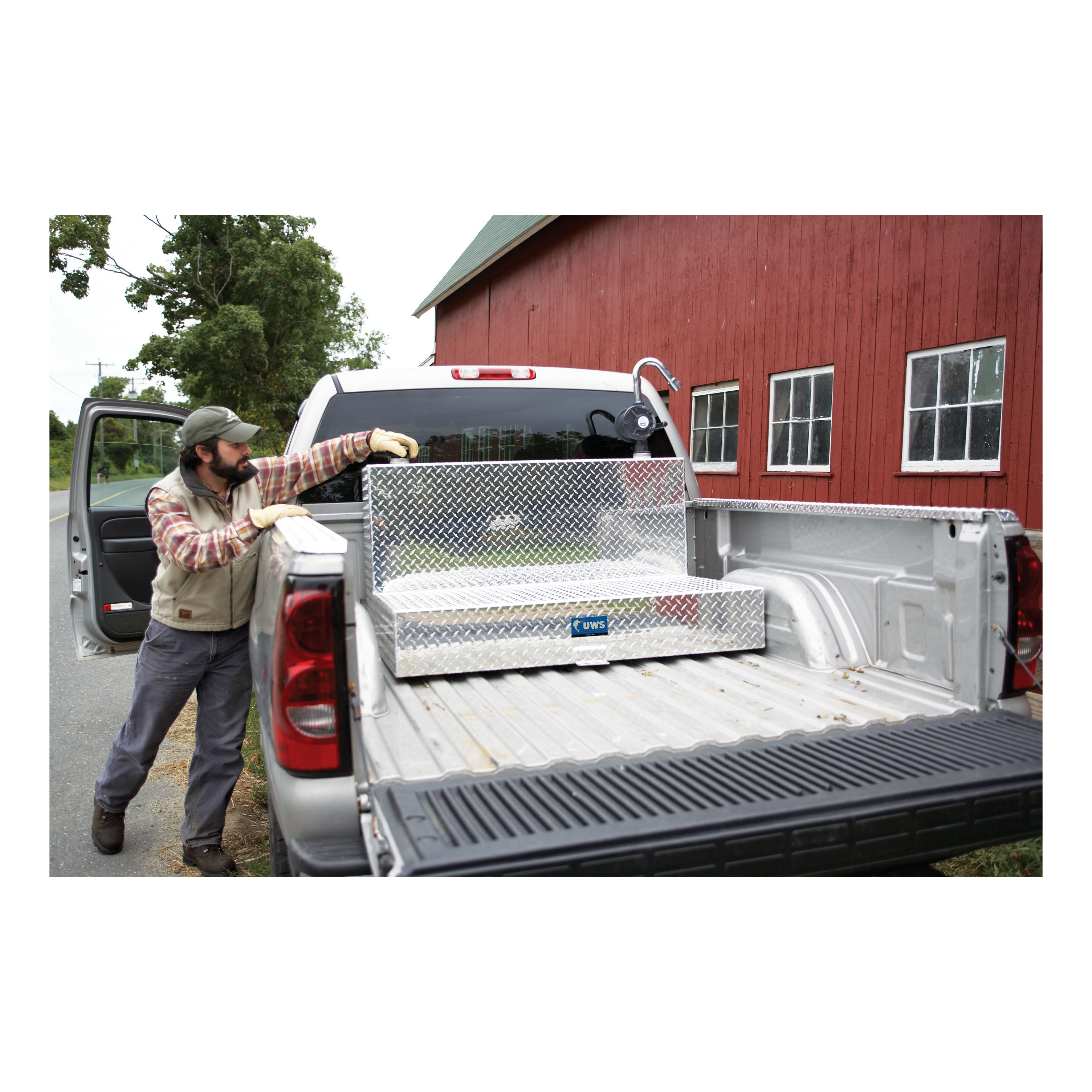 UWS TT-85-L-T-P 85-Gallon L-Shape Bright Aluminum Transfer Tank