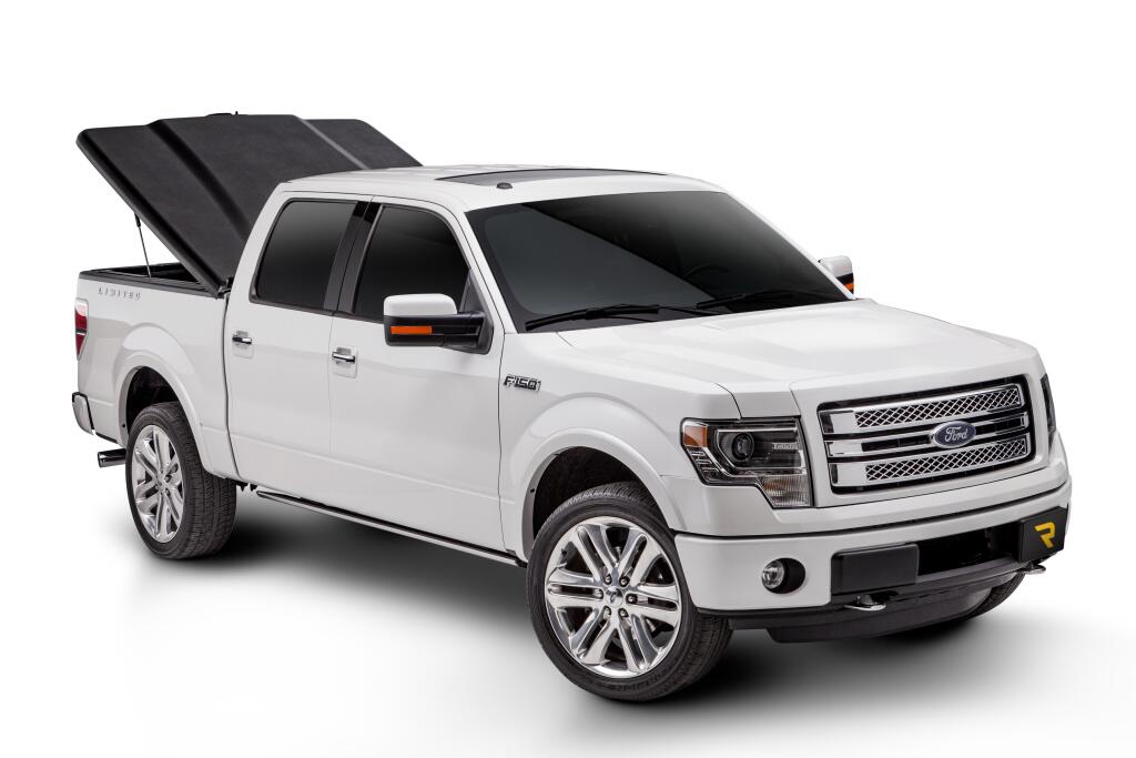 Tonneau Cover Elite 2015-2020 Ford F-150 5 Foot 7 Inch Bed Ext/Crew Black Textured UnderCover
