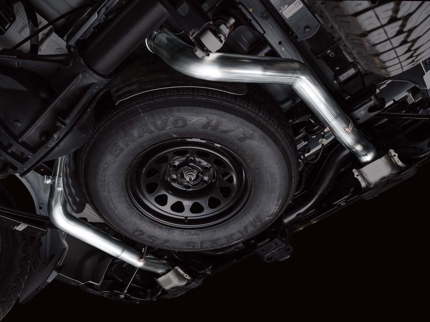 AWE 0FG Catback Split Rear Exit Exhaust for 4th Gen Silverado/Sierra 1500 5.3L (With Bumper Cutouts) - OE Tips - Apollo Off-Road