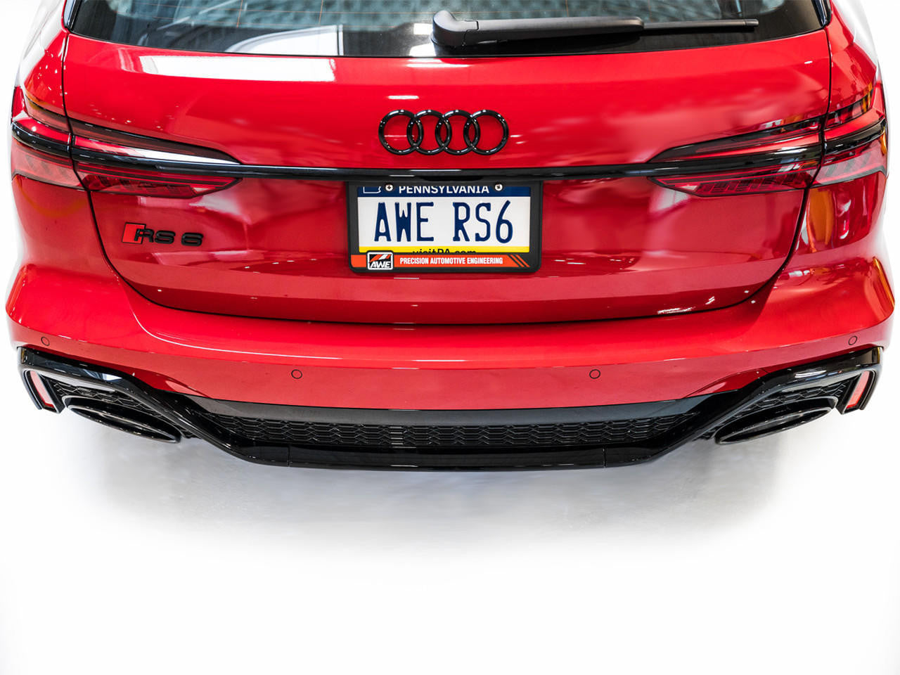 AWE SwitchPath Exhaust for C8 Audi RS 6-RS 7 - Diamond Black RS-style Tips - Apollo Off-Road
