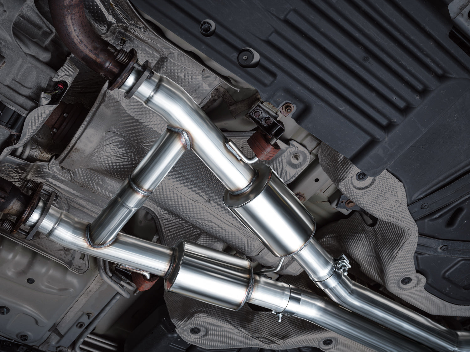AWE Touring Edition Exhaust for Dodge Durango 5.7 - Diamond Black Tips - Apollo Off-Road