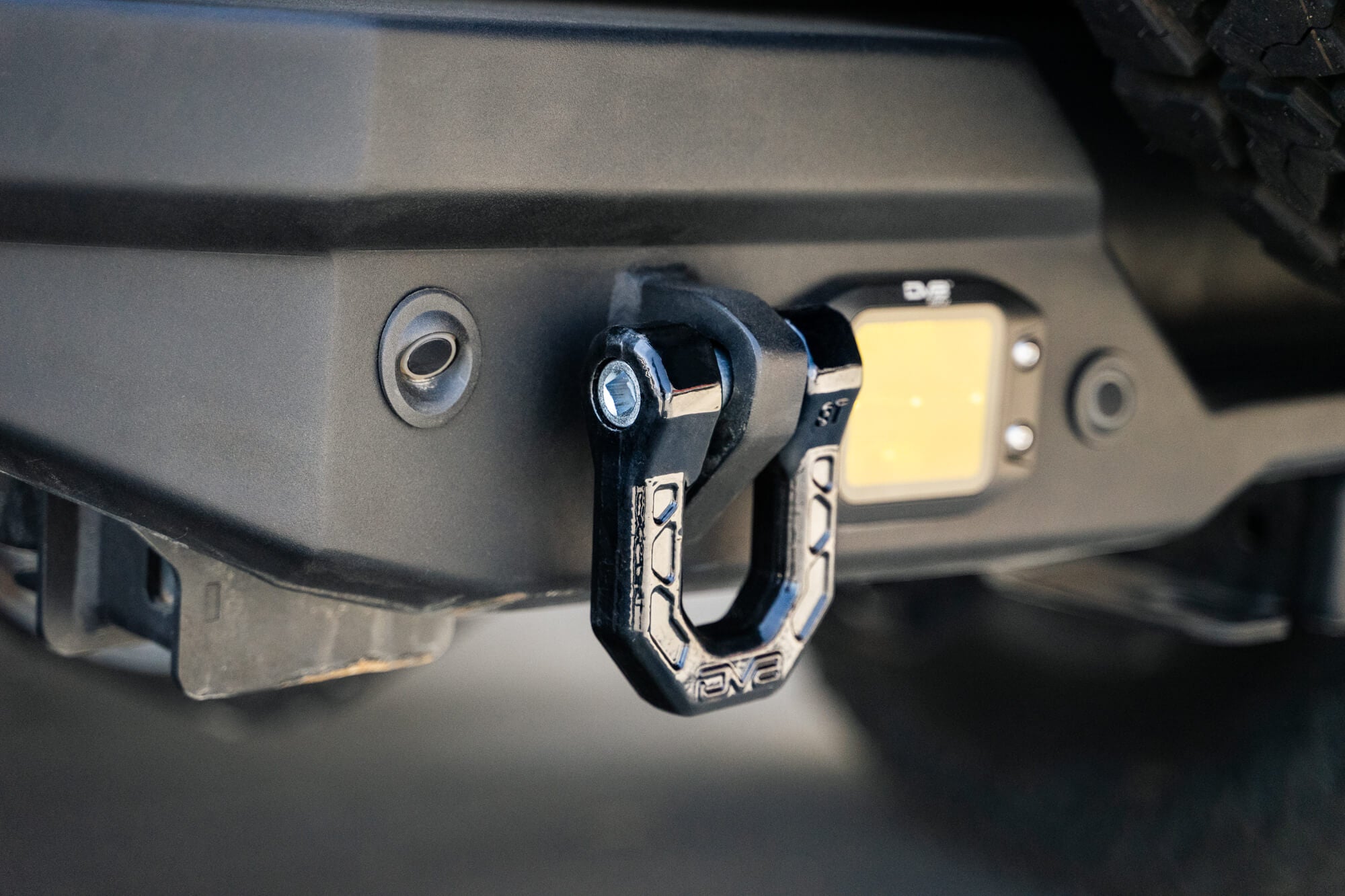 Black DV8 Elite Series D-Rings (Pair) - Apollo Off-Road