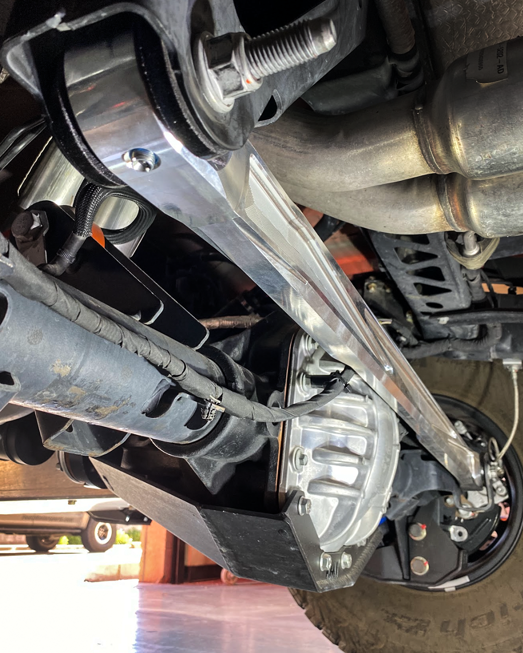 Foutz Motorsports Billet Panhard Bar with Ultra-Flex Joint 2022-2026 Ford Bronco Raptor
