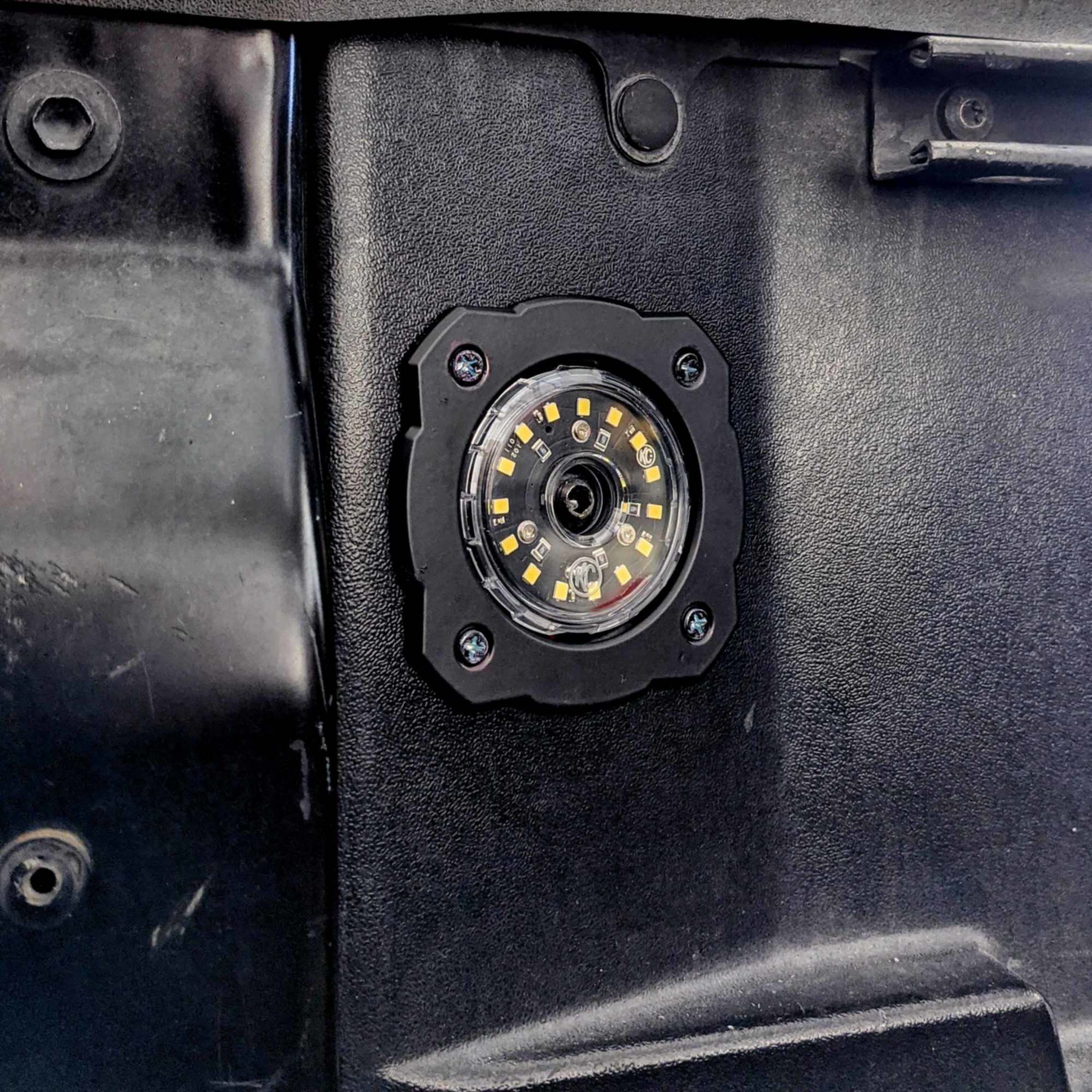Cyclone V2 LED - Mount Adapter - Flush - Apollo Off-Road