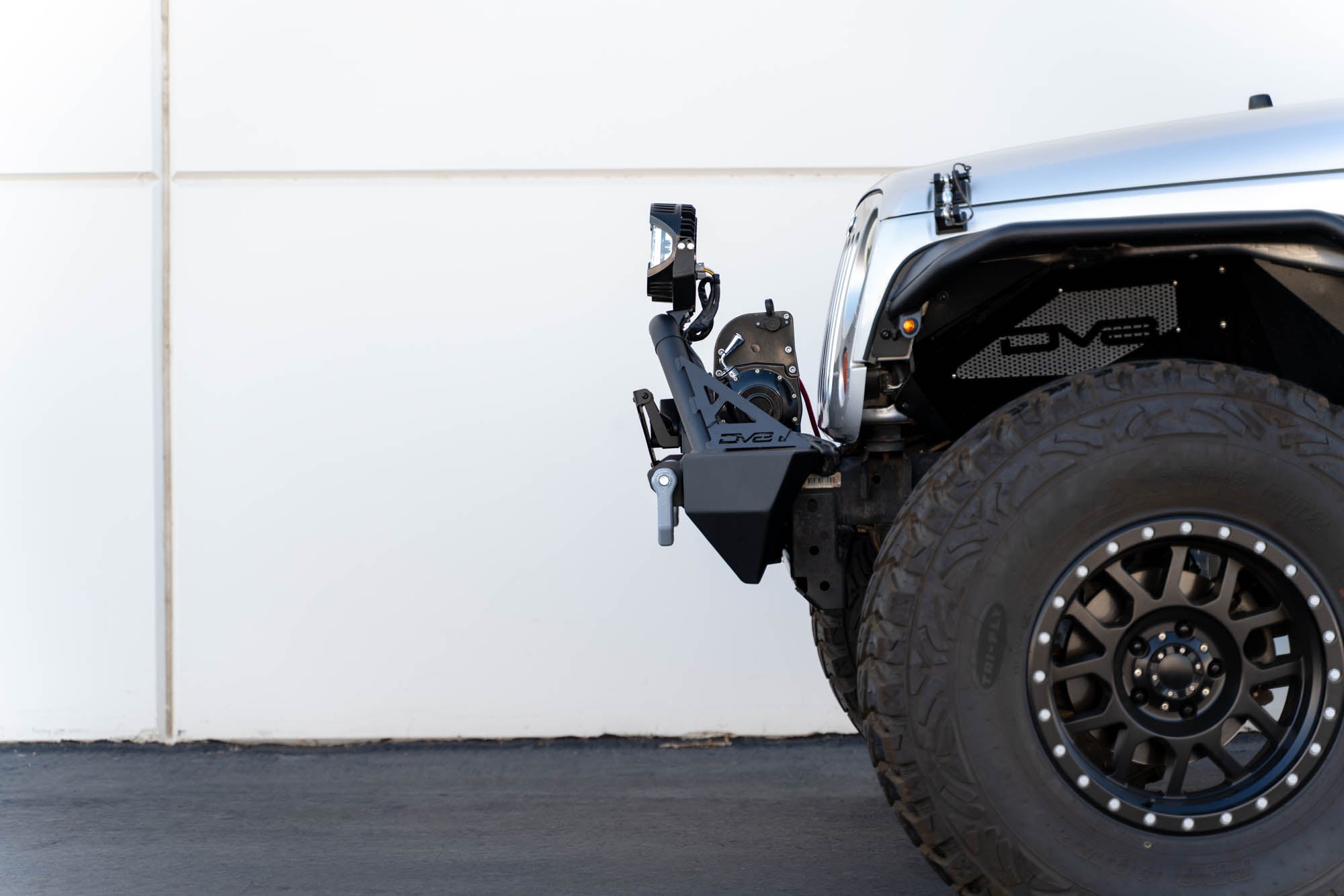 Fairlead Mounted Flip-Up License Plate Bracket - Apollo Off-Road