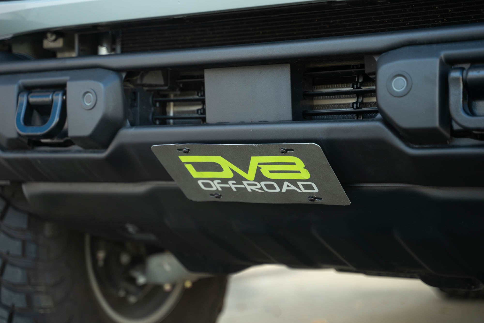 Ford Bronco Capable Bumper Slanted Front License Plate Mount - Apollo Off-Road