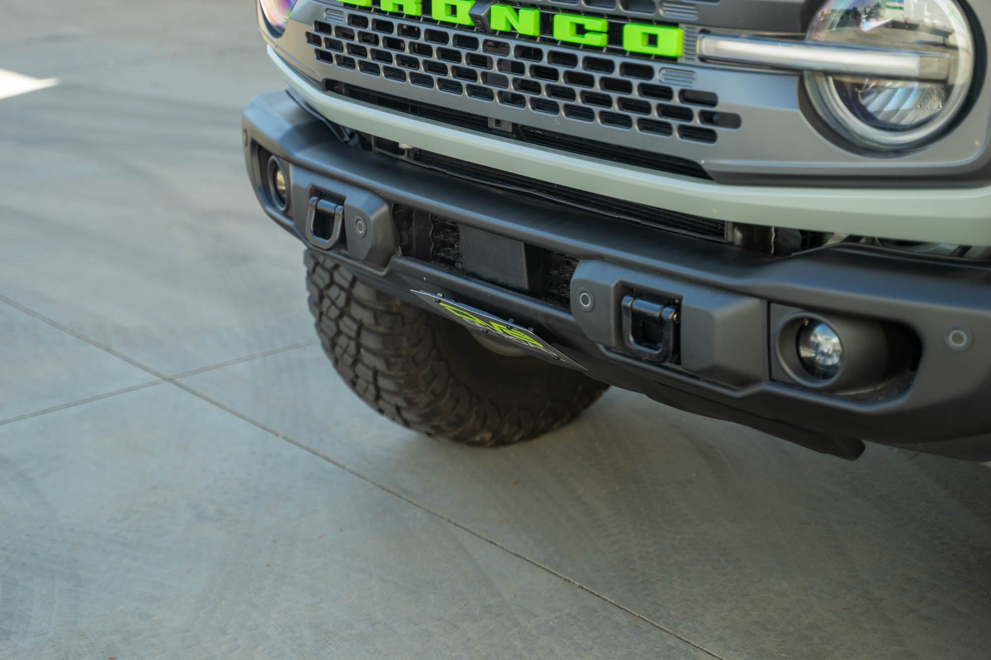Ford Bronco Capable Bumper Slanted Front License Plate Mount - Apollo Off-Road