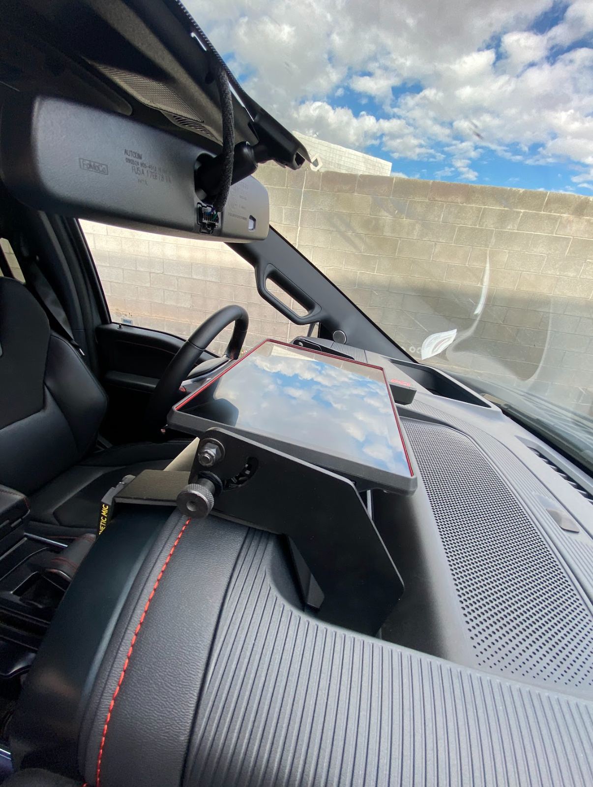 Foutz Motorsports Center Dash Fold Down GPS mount - Garmin TREAD XL 2024-2026 Ford F-150 Raptor 2024-2026 Ford F-150 2024-2026 Ford F-150 Raptor R