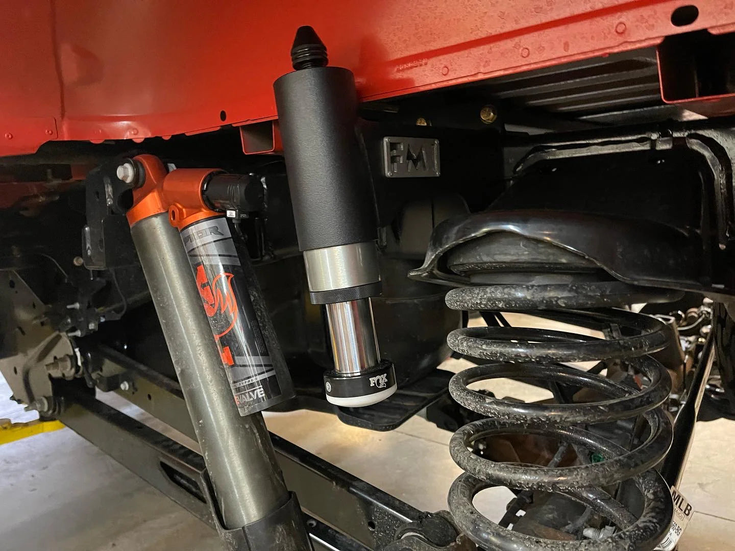 Gen 3 Raptor Hydraulic Bump Stop Kit for Rear Suspension MIG Welded - Hammer Black - Apollo Off-Road