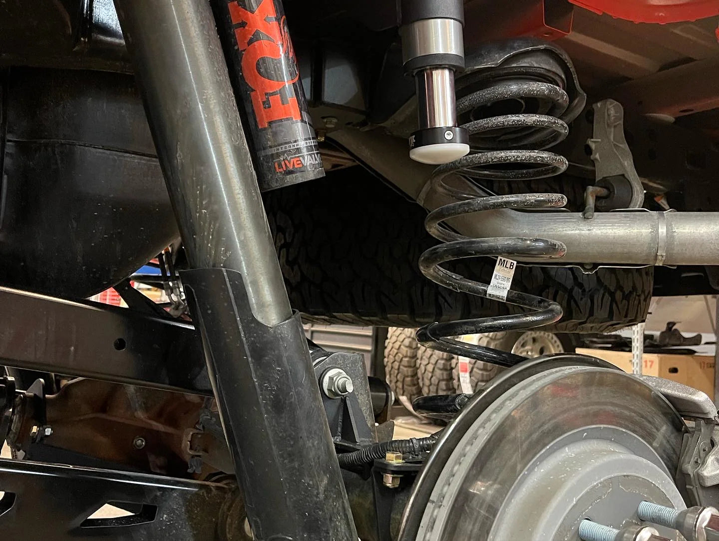 Gen 3 Raptor Hydraulic Bump Stop Kit for Rear Suspension MIG Welded - Hammer Black - Apollo Off-Road