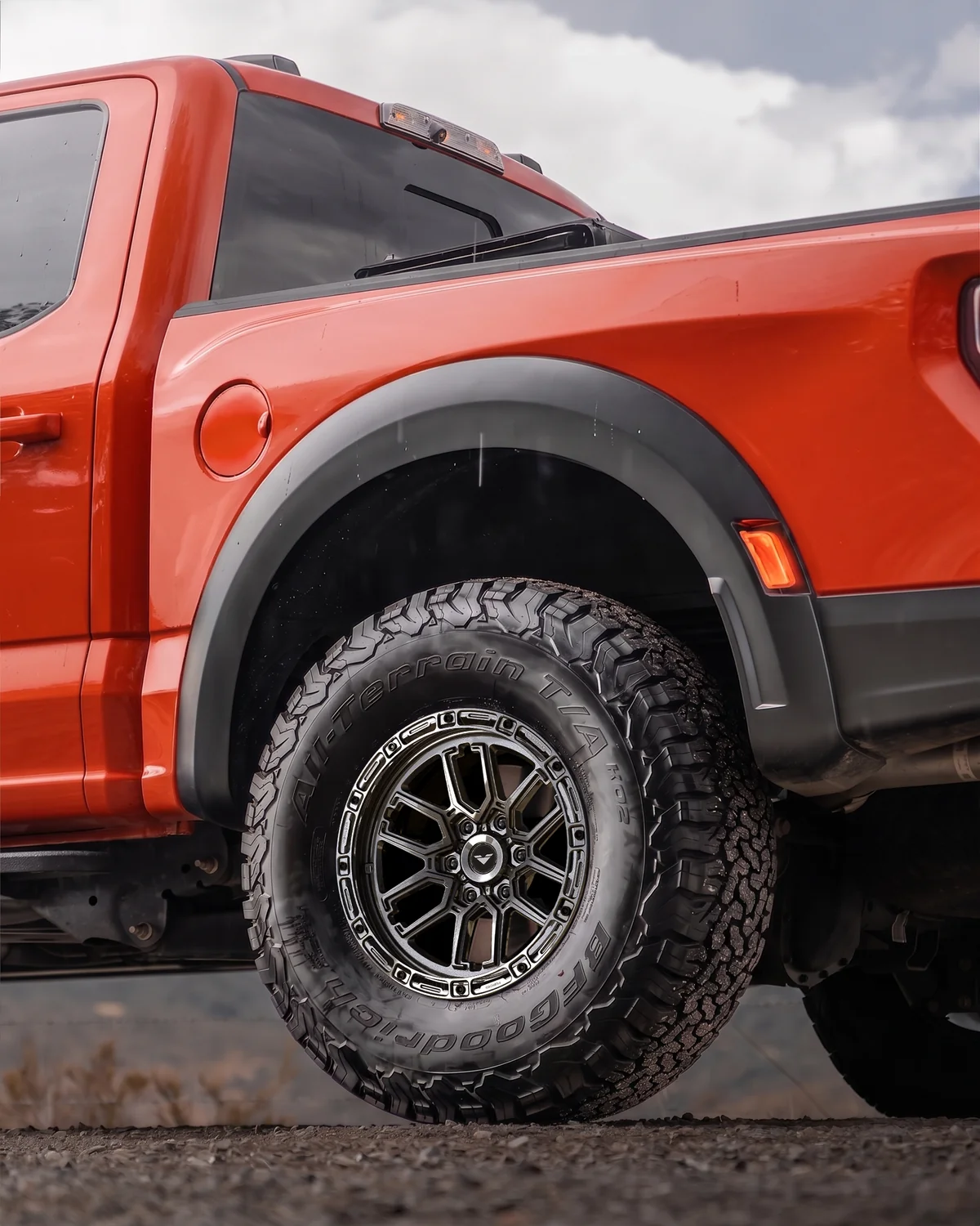 Vorsteiner Offroad Victory-6 17" Forged Wheel