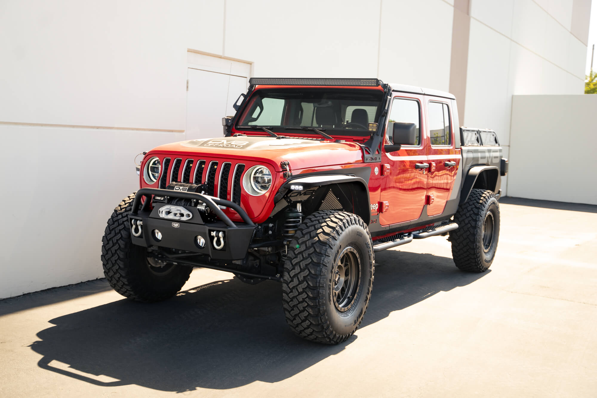 Jeep Gladiator JT OE Plus Side Steps - Apollo Off-Road