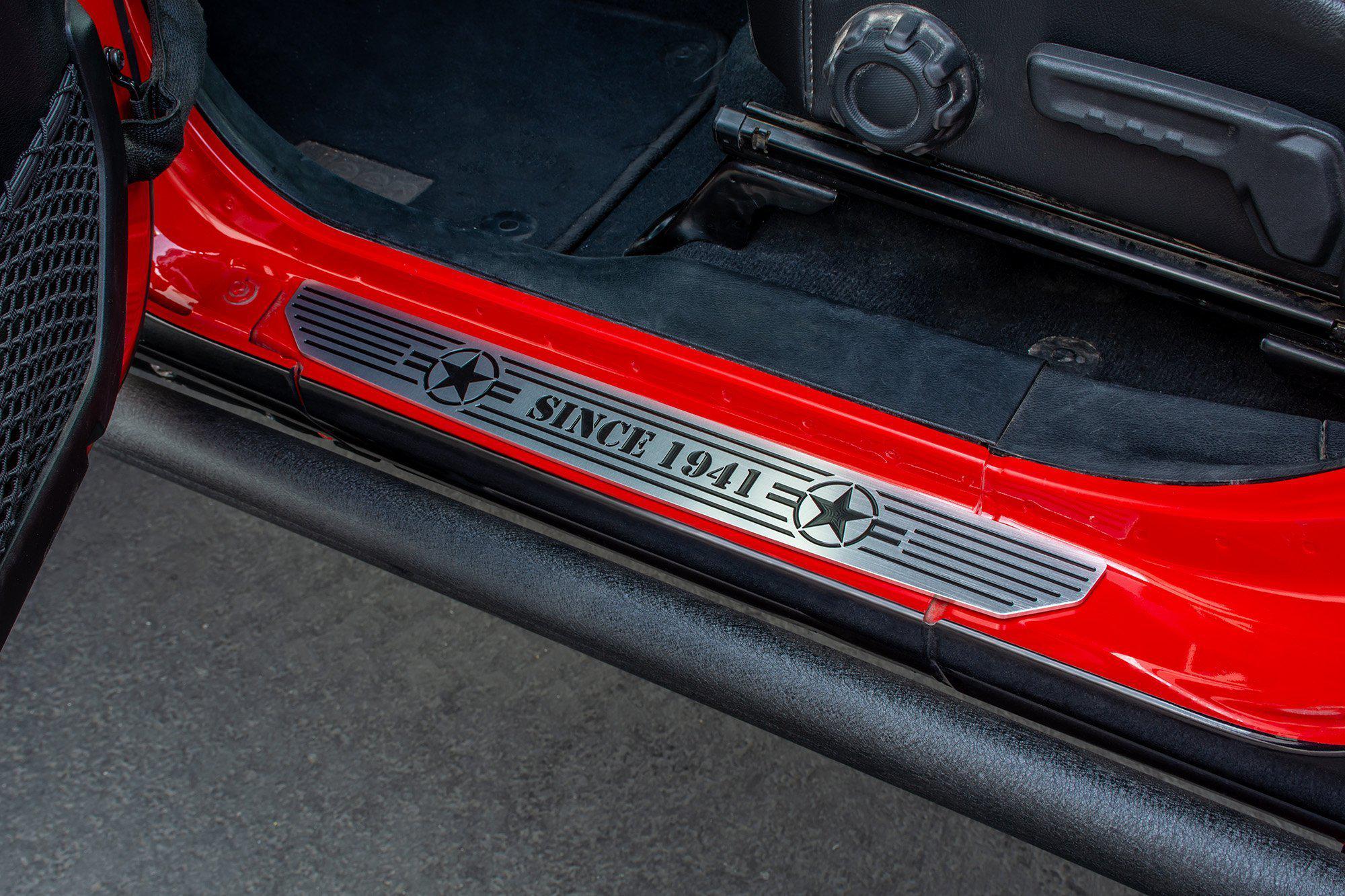 Jeep JL/Gladiator Front Sill Plates With in.Since 1942 in. Logo - Apollo Off-Road