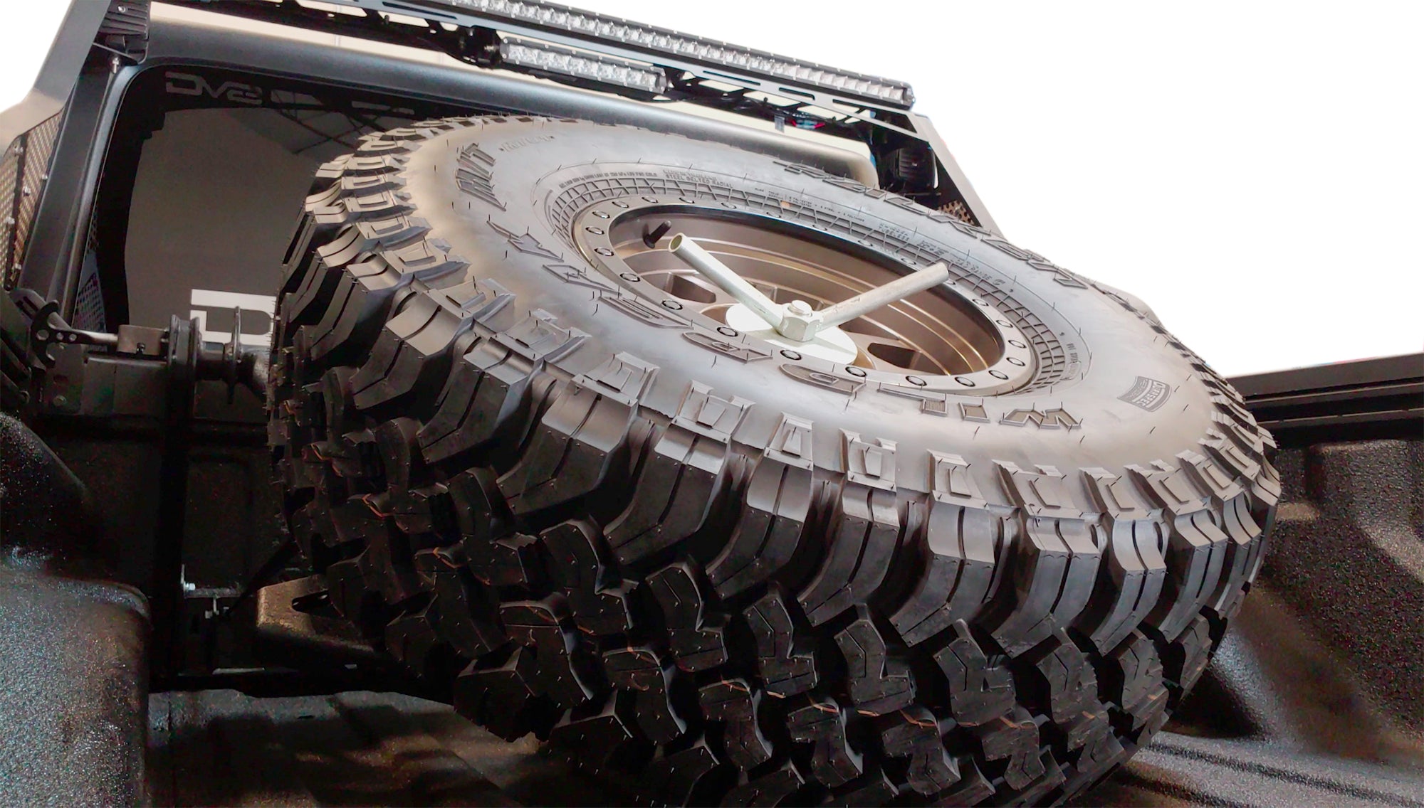 Jeep JT Adjustable Tire Carrier - Apollo Off-Road