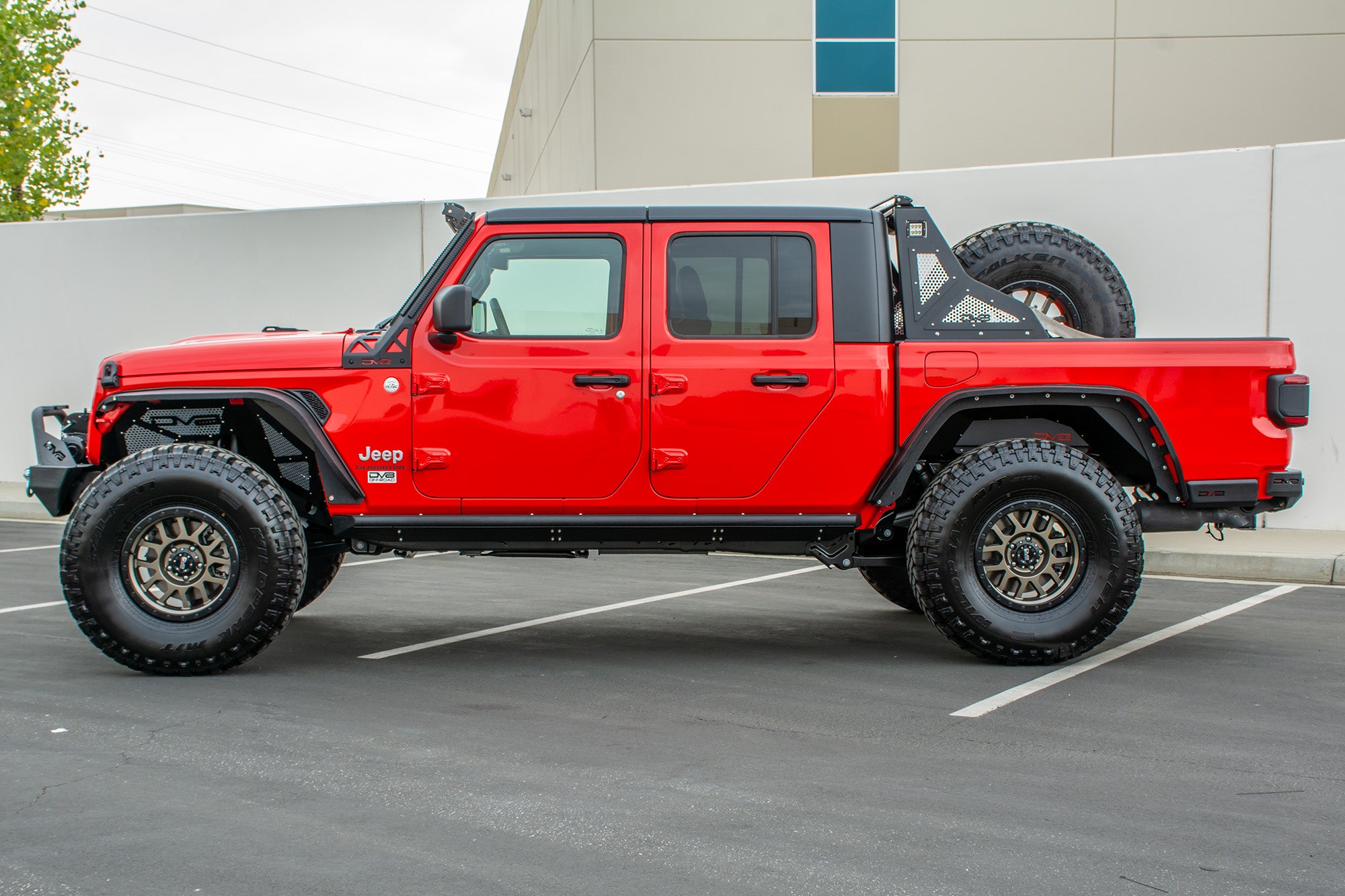 Jeep JT Rock Slider With Step; Pair - Apollo Off-Road