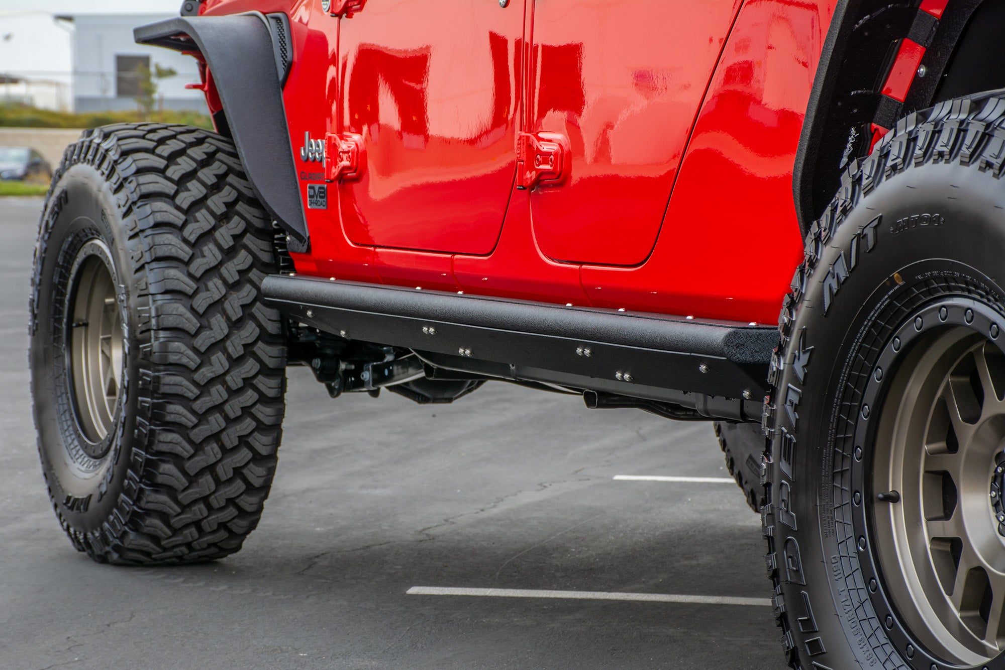 Jeep JT Rock Slider With Step; Pair - Apollo Off-Road