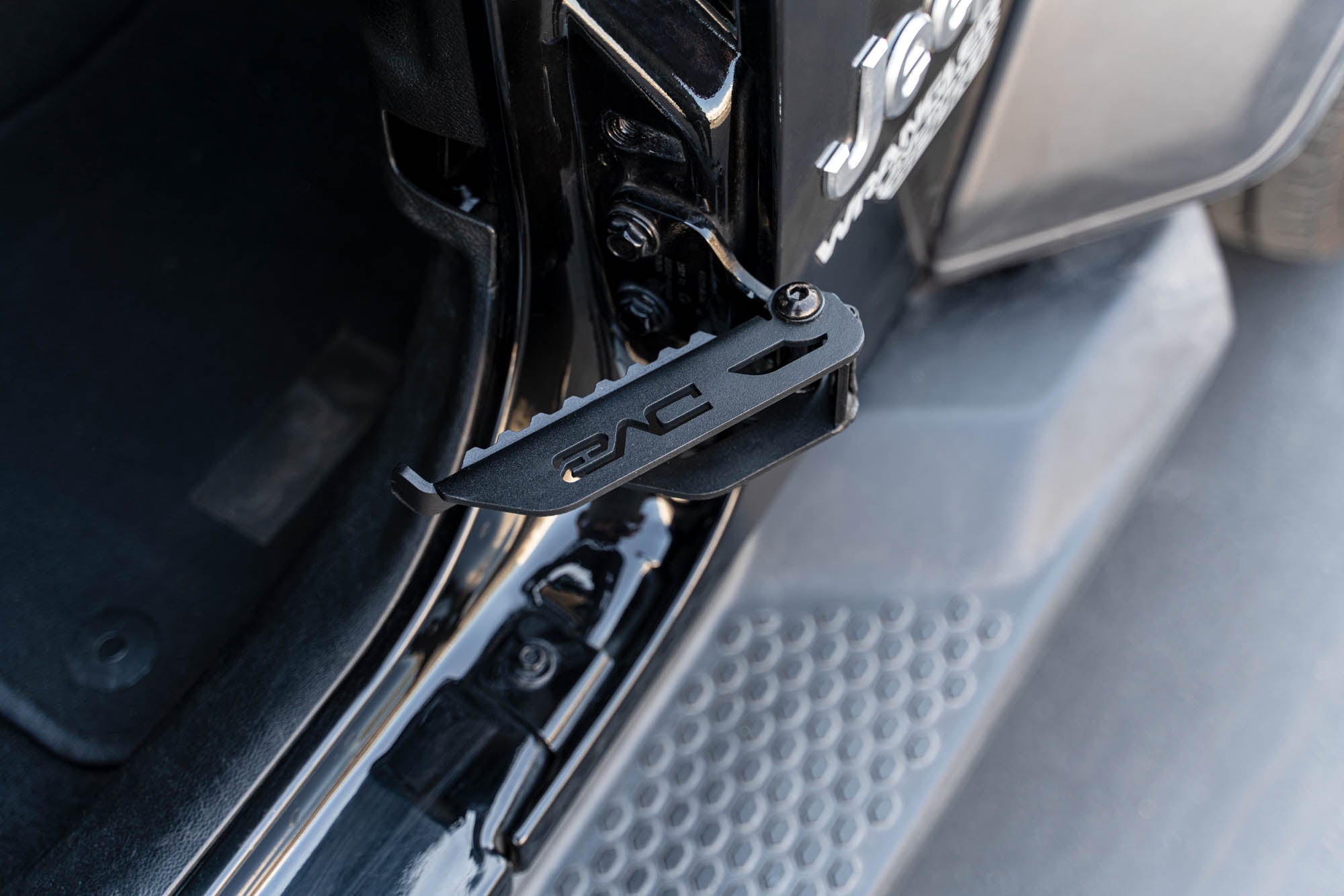Jeep Wrangler JK/JL & Gladiator JT Foot Pegs - Apollo Off-Road