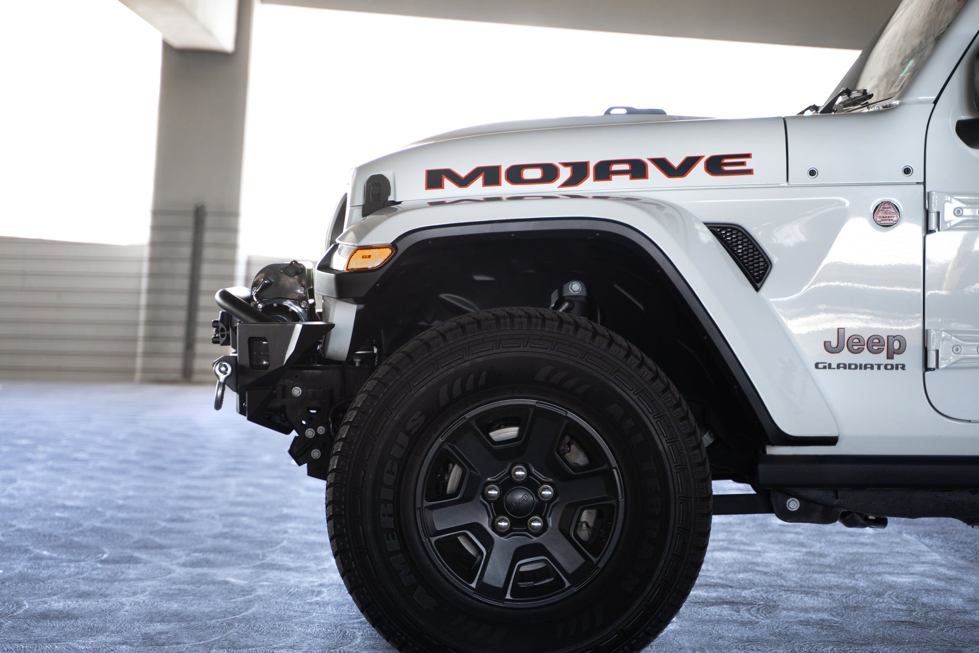 Jeep Wrangler JL & Gladiator JT FS-7 Mid-Width Winch Front Bumper - Apollo Off-Road