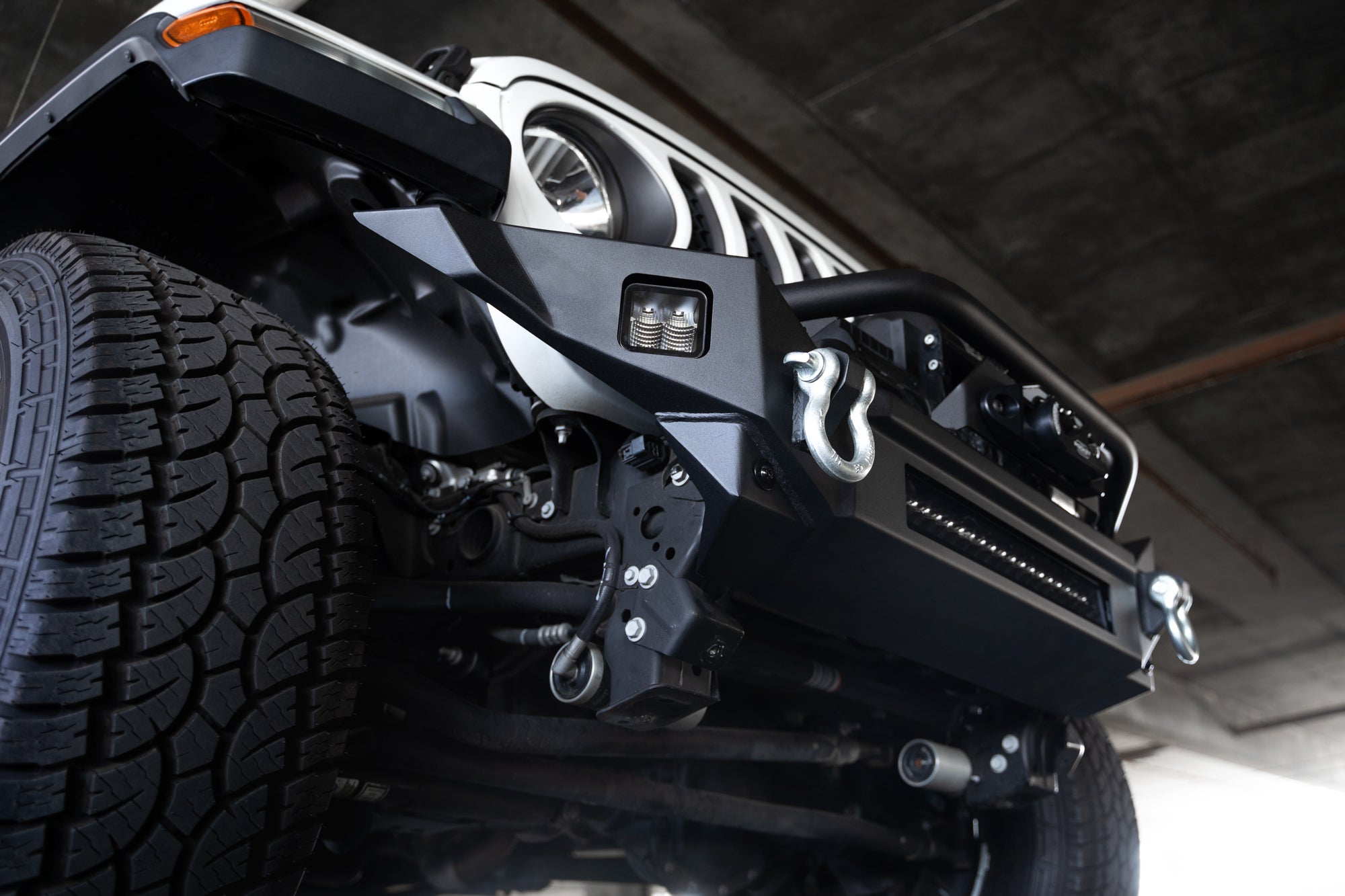 Jeep Wrangler JL & Gladiator JT FS-7 Mid-Width Winch Front Bumper - Apollo Off-Road