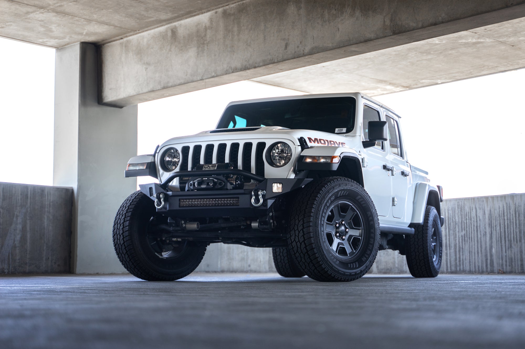 Jeep Wrangler JL & Gladiator JT FS-7 Mid-Width Winch Front Bumper - Apollo Off-Road