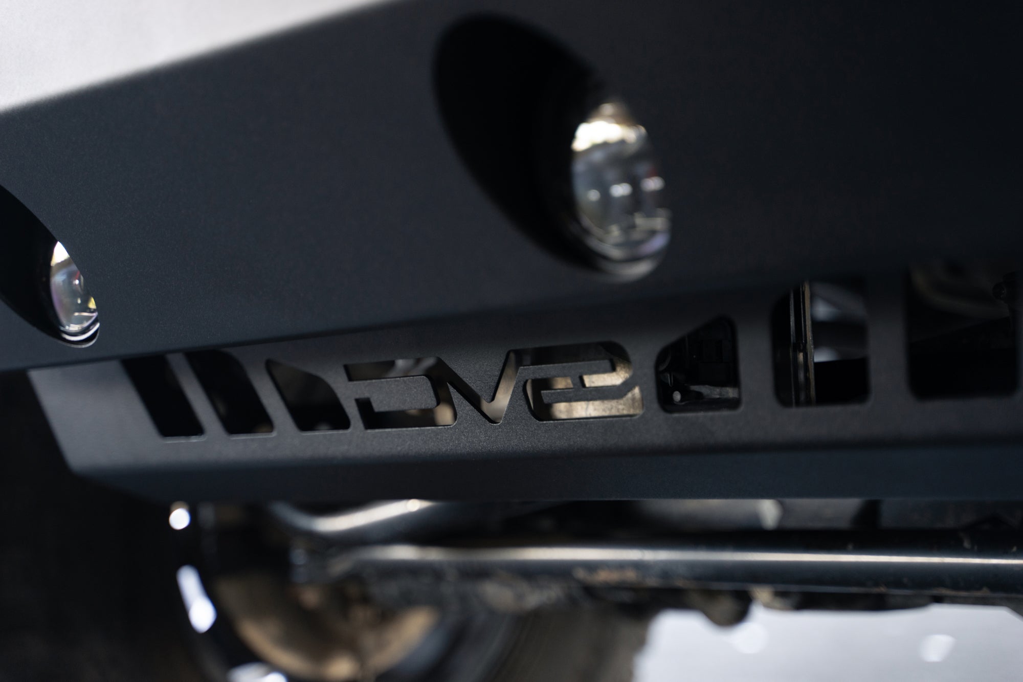 JL/JT Front Bumper Sway-Bar Disconnect Motor Skid Plate - Apollo Off-Road