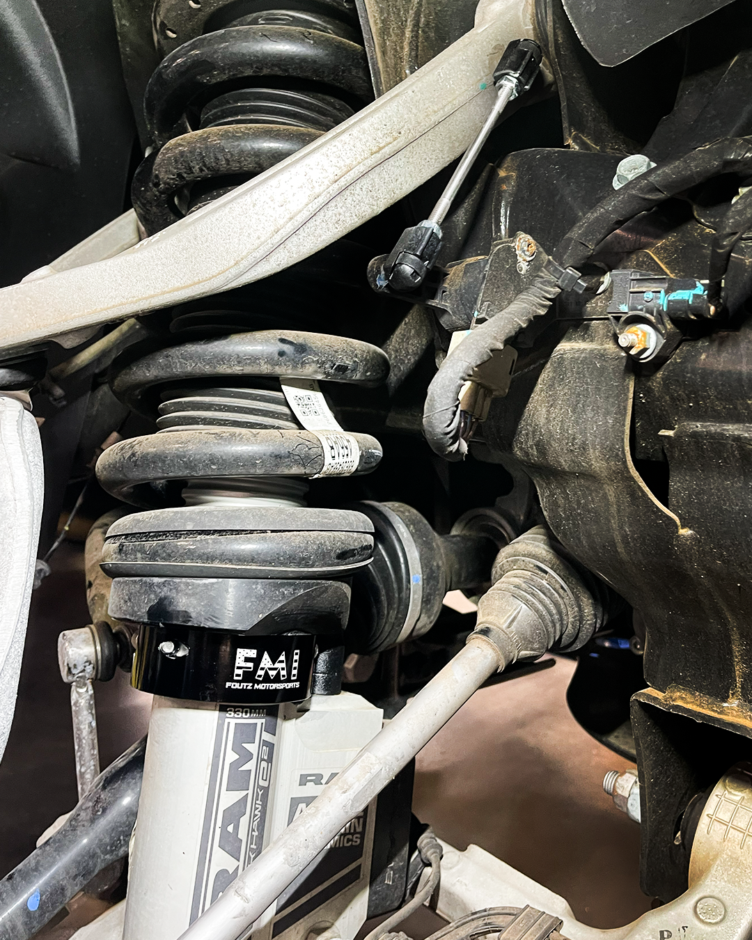 Foutz Motorsports 2.5" Front Leveling Collar Kit with Ride Height Sensor Connector Rods 2025-2026 Ram 1500 RHO