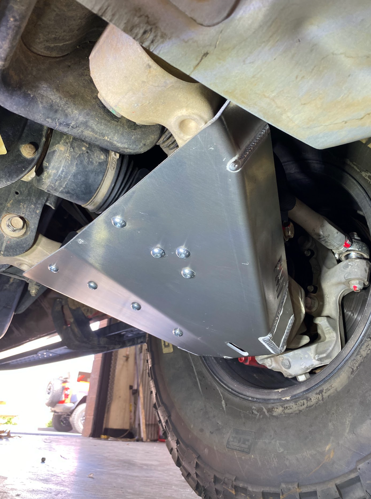 Foutz Motorsports Lower Control Arm Skid Plate - Stock Arm 2021-2024 Ford F-150 Raptor 2023-2024 Ford F-150 Raptor R