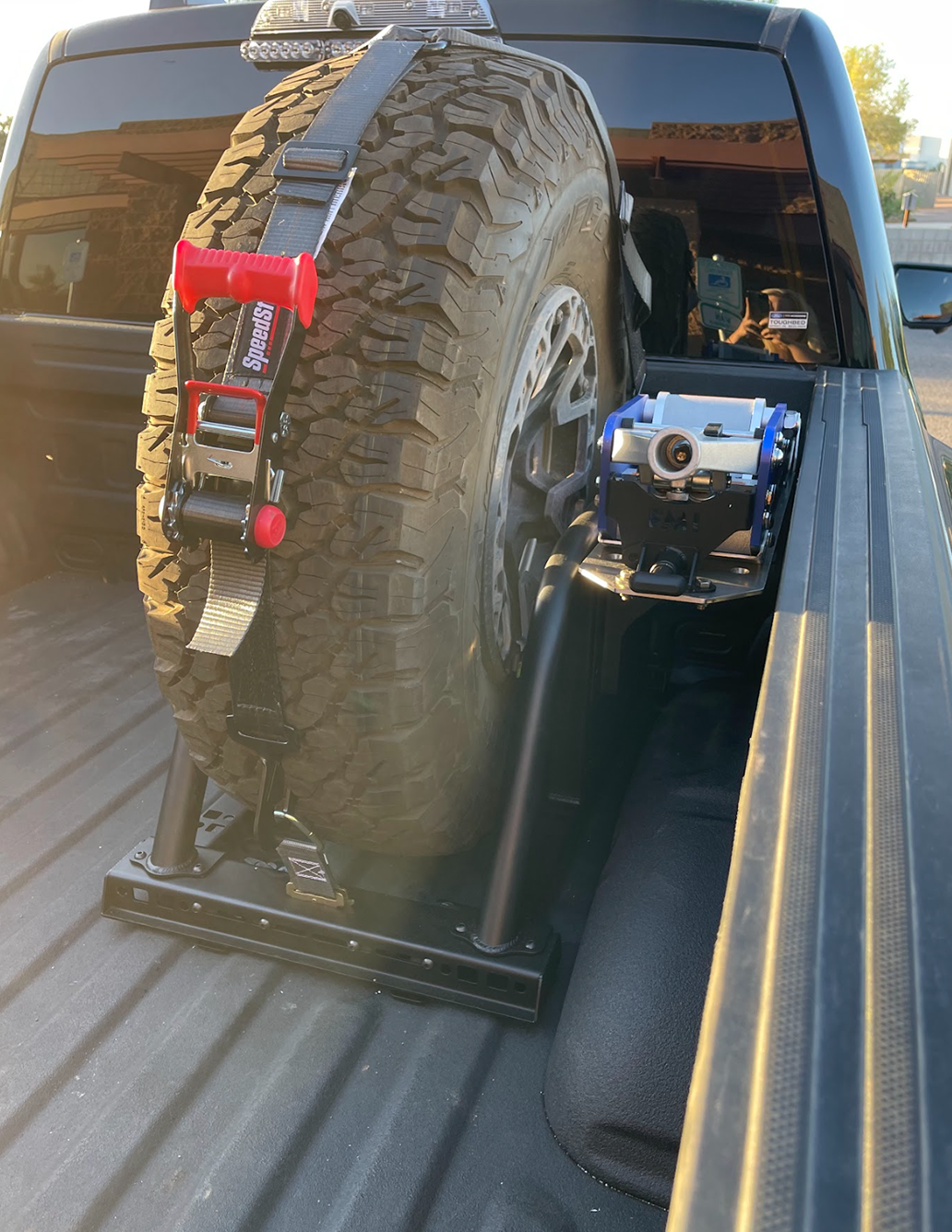 Foutz Motorsports Single Tire Carrier Quick Release Modular Bed Organizer