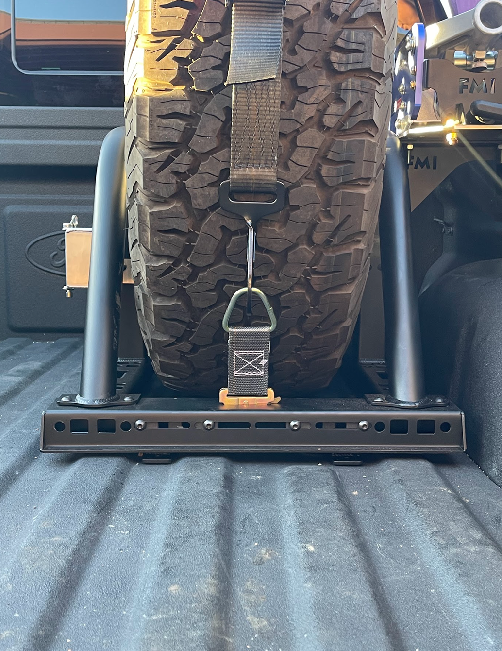 Foutz Motorsports Single Tire Carrier Quick Release Modular Bed Organizer
