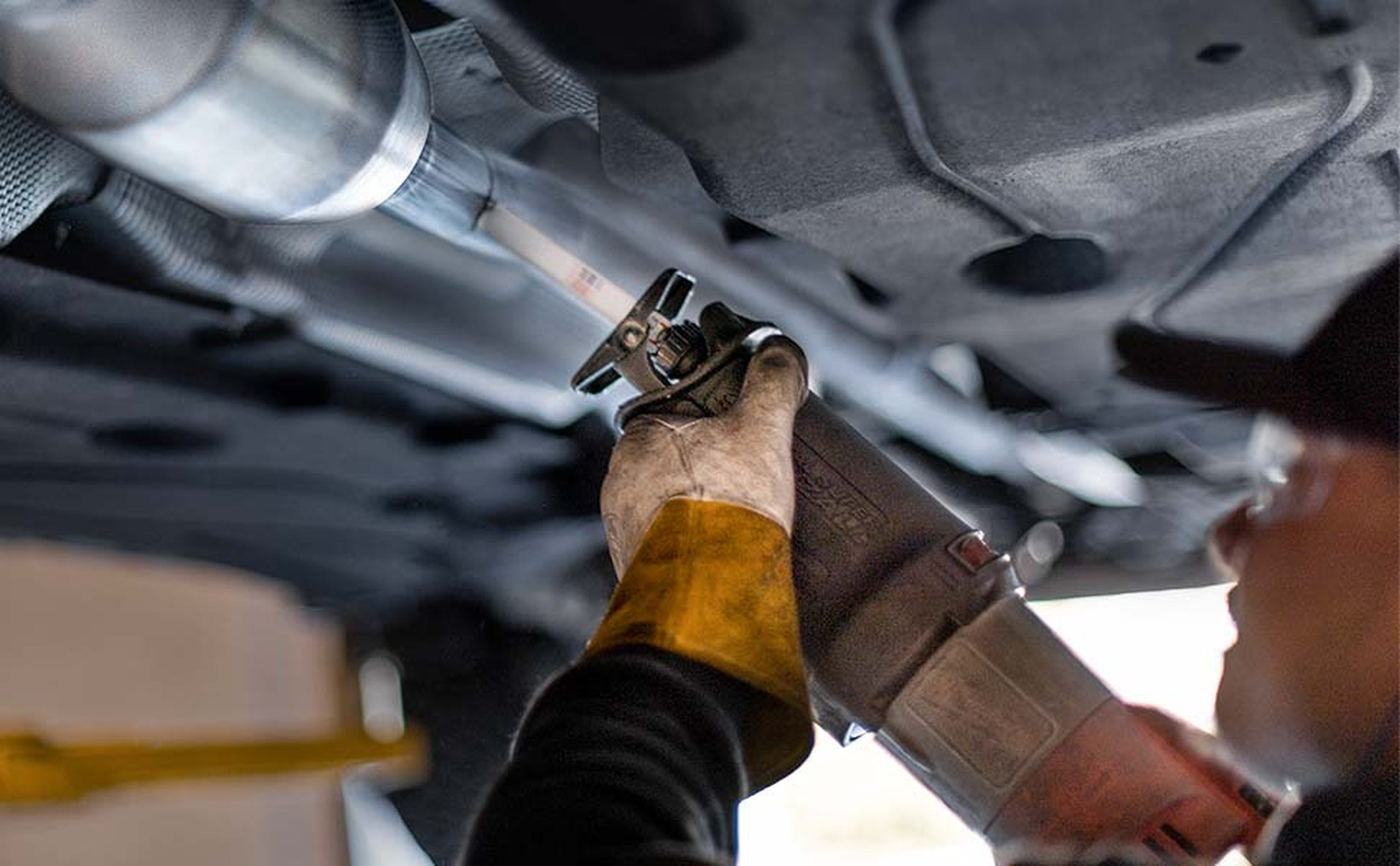 Standard Grade Universal Catalytic Converter - 2.25in. - Apollo Off-Road