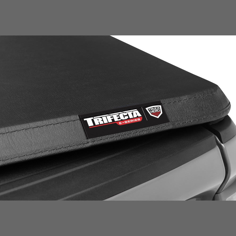 Trifecta E-Series 22-23 Tundra 6'7" w/ Deck Rail System - Apollo Off-Road