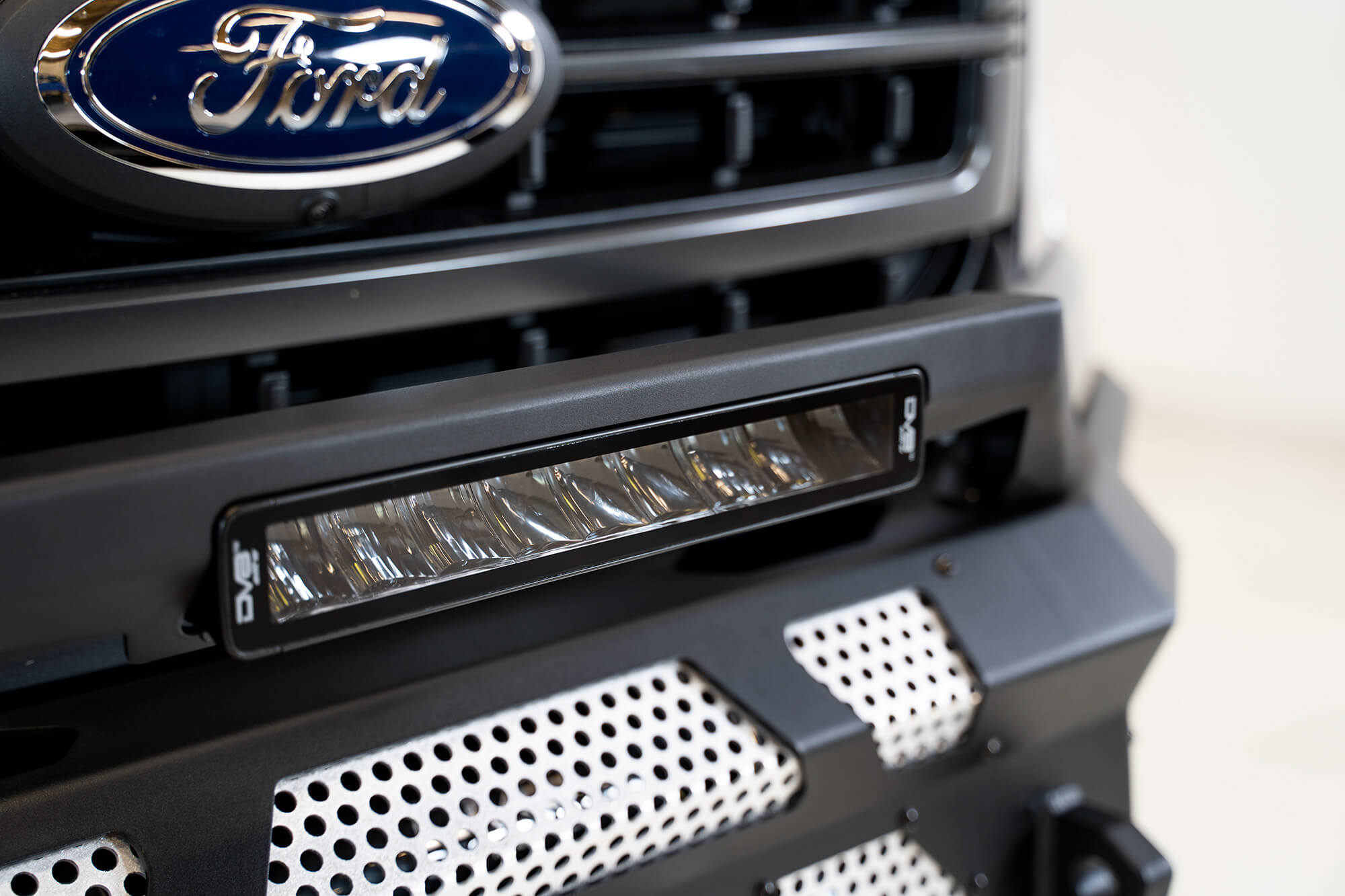 Universal 13in. High Profile LED Light Bar w/ Flood/Spot Combo Pattern/Side Mounts - Apollo Off-Road