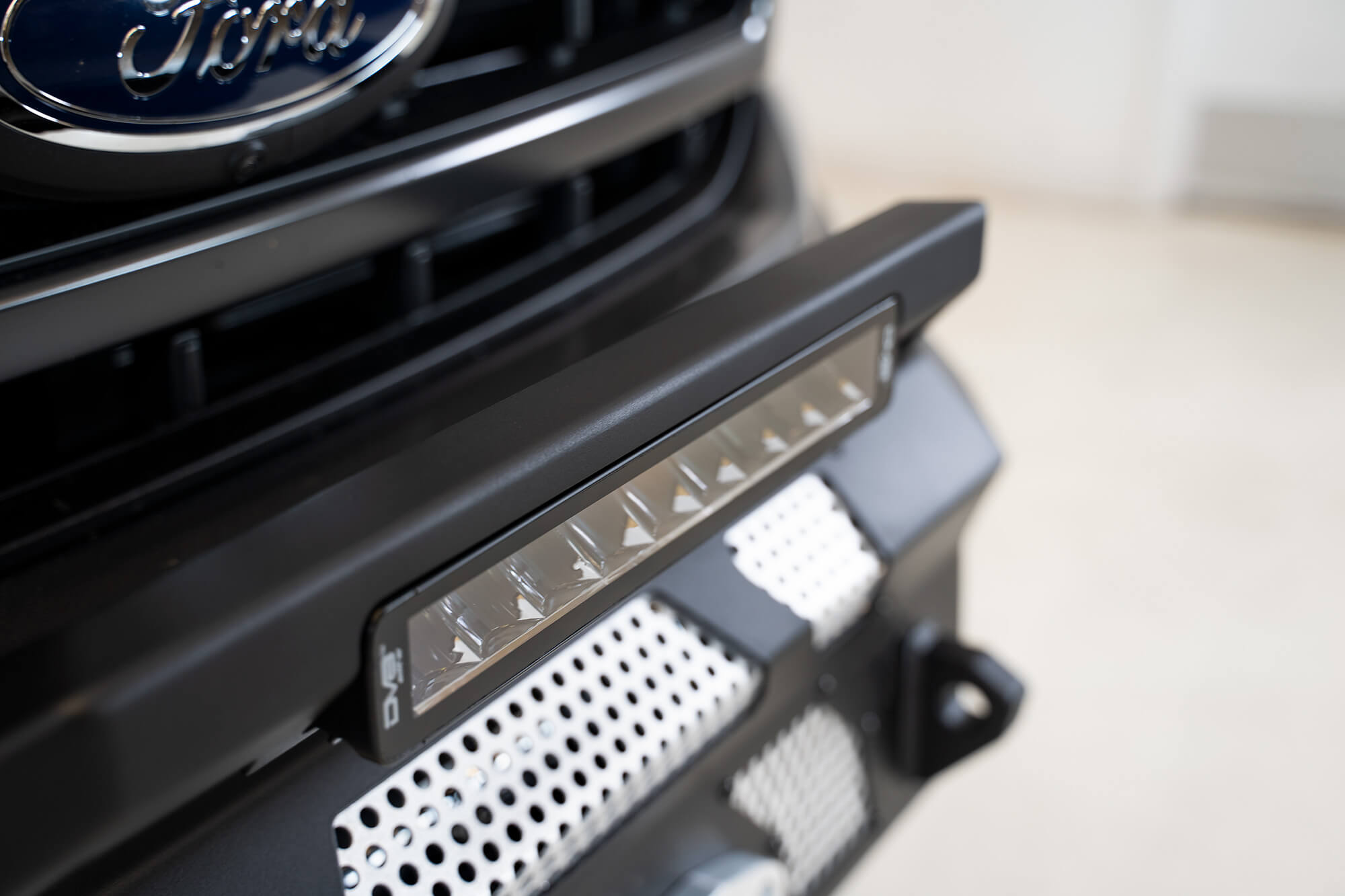 Universal 13in. High Profile LED Light Bar w/ Flood/Spot Combo Pattern/Side Mounts - Apollo Off-Road