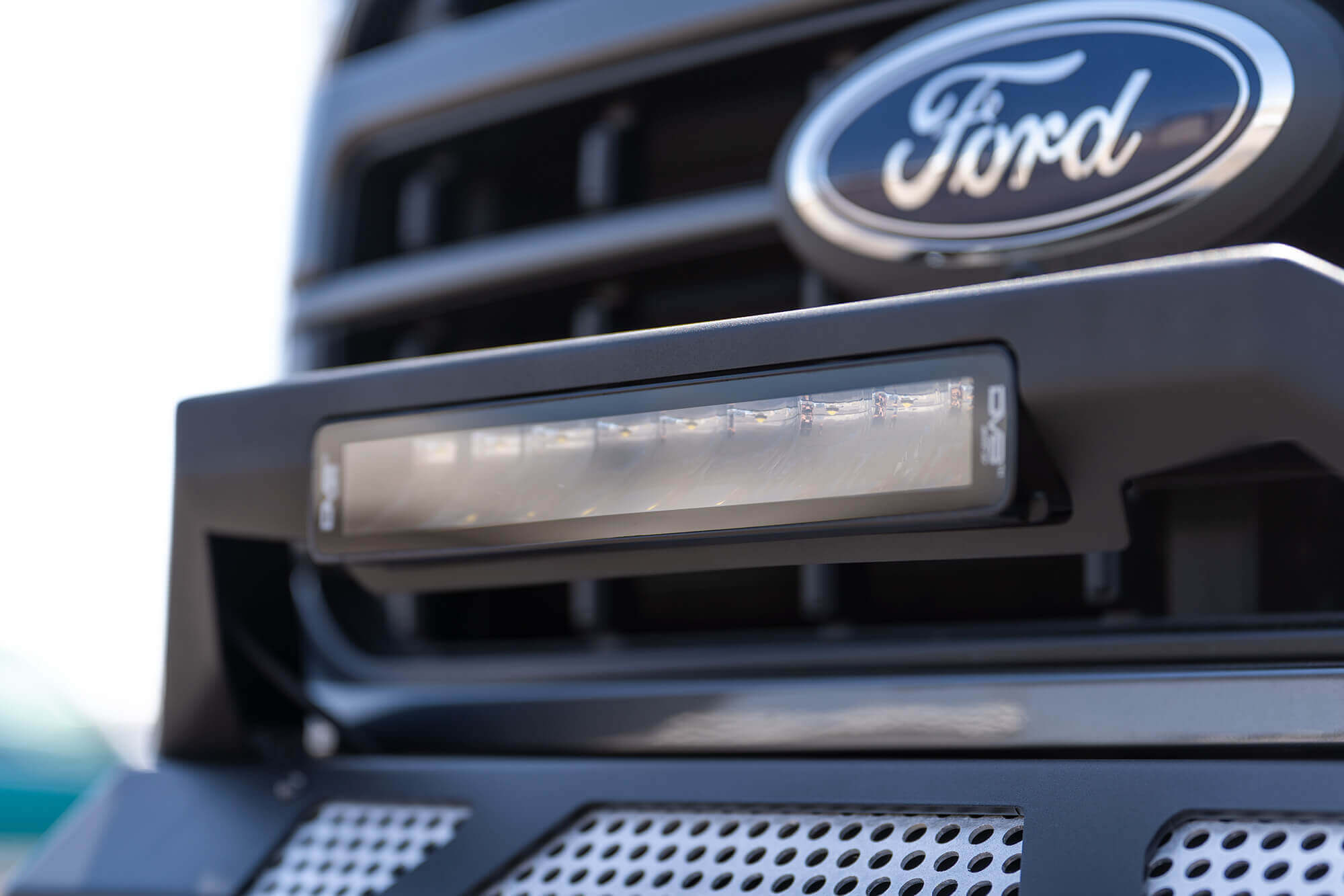 Universal 13in. High Profile LED Light Bar w/ Flood/Spot Combo Pattern/Side Mounts - Apollo Off-Road