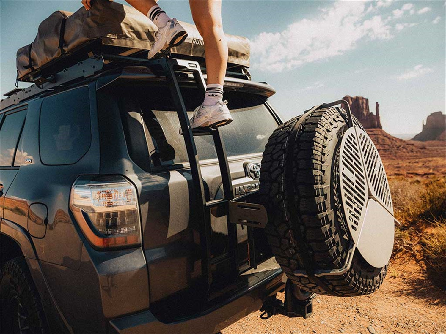 Vehicle Mounted Ladder LATF002 - Apollo Off-Road