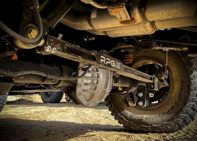 2021+ Ford Bronco - Bronco Raptor Adjustable Panhard Bar - Apollo Off-Road