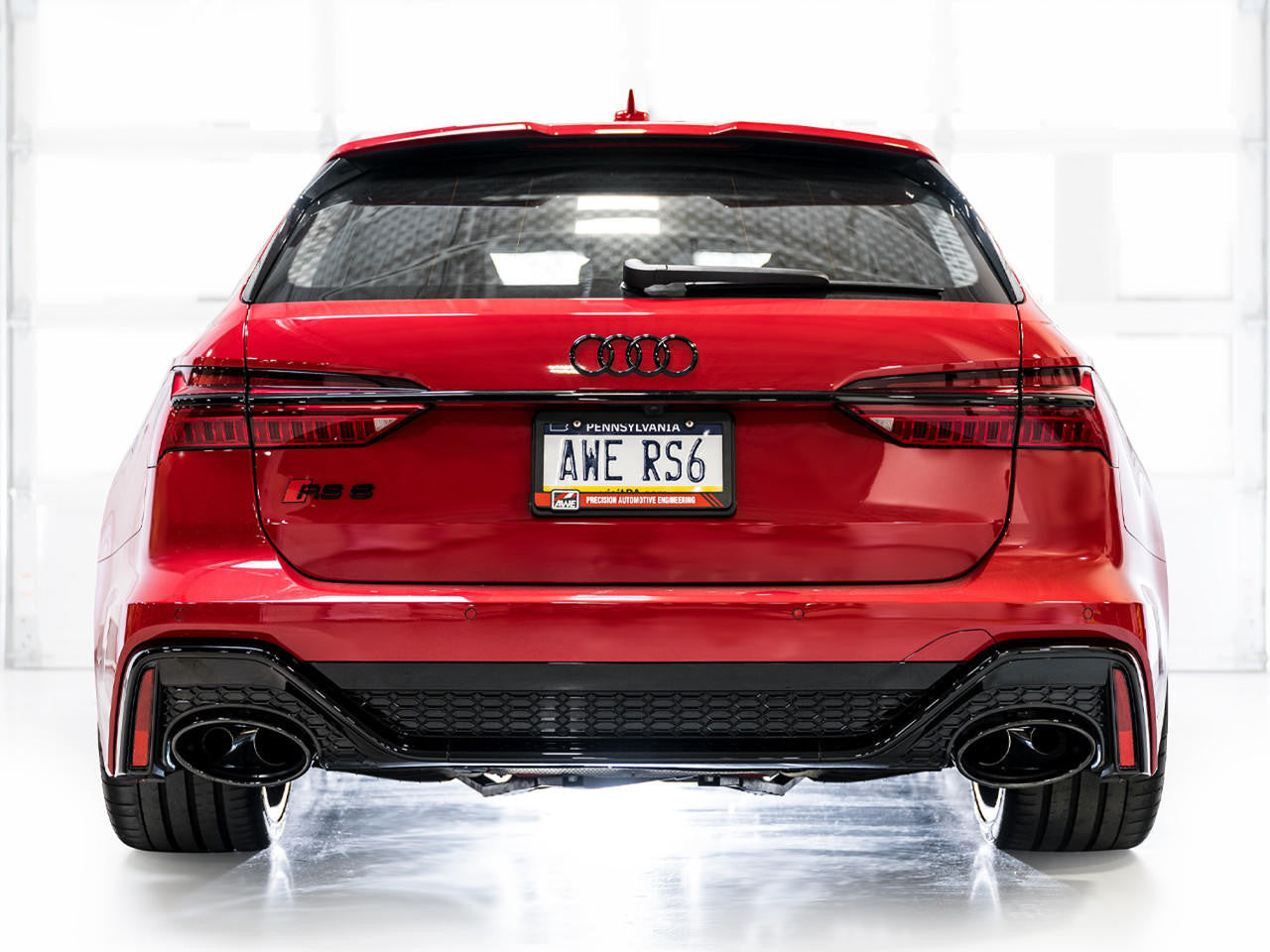 AWE SwitchPath Exhaust for C8 Audi RS 6-RS 7 - Diamond Black RS-style Tips - Apollo Off-Road