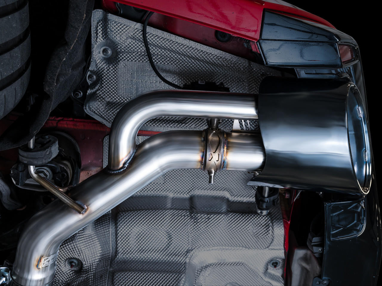 AWE SwitchPath Exhaust for C8 Audi RS 6-RS 7 - Diamond Black RS-style Tips - Apollo Off-Road