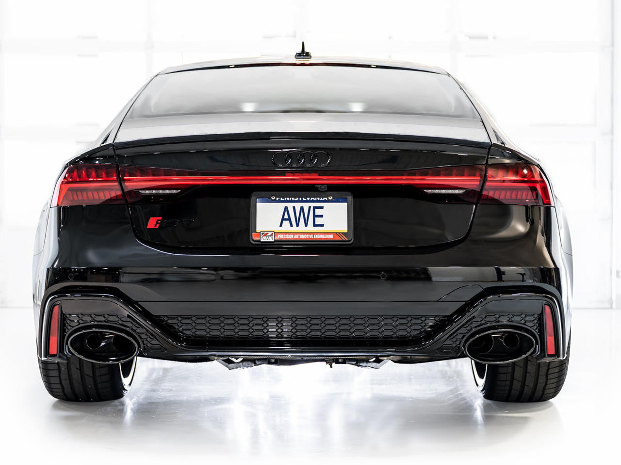 AWE SwitchPath Exhaust for C8 Audi RS 6-RS 7 - Diamond Black RS-style Tips - Apollo Off-Road