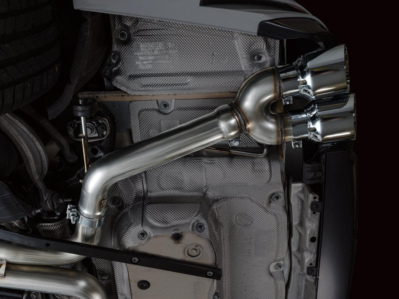 AWE Track Edition Exhaust for Audi C8 S6-S7 - Chrome Silver Tips - Apollo Off-Road