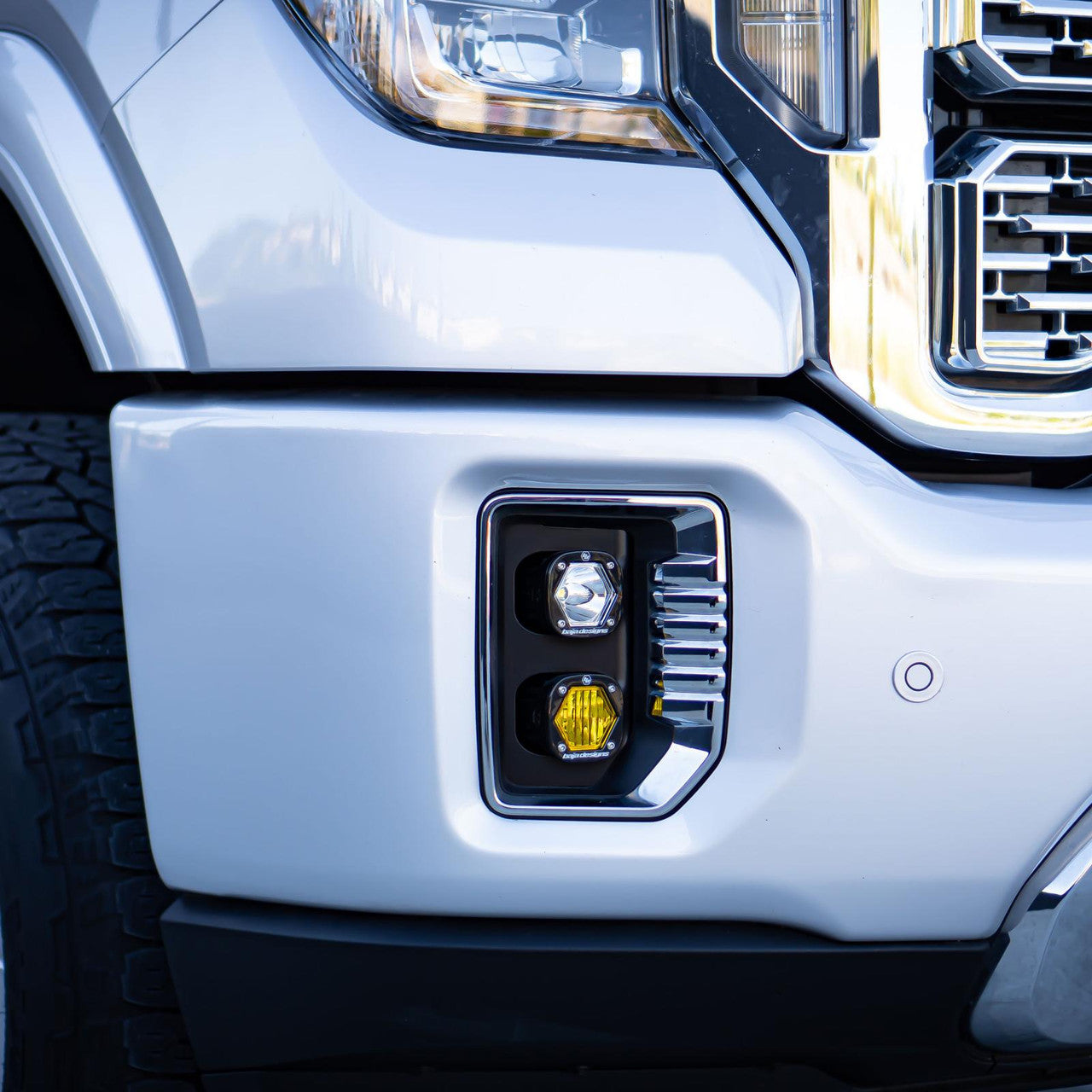 Baja Designs GMC S1 Clear Spot-Amber Dual Fog Pocket Light Kit - GMC 2020-22 Sierra 2500HD-3500HD - Apollo Off-Road