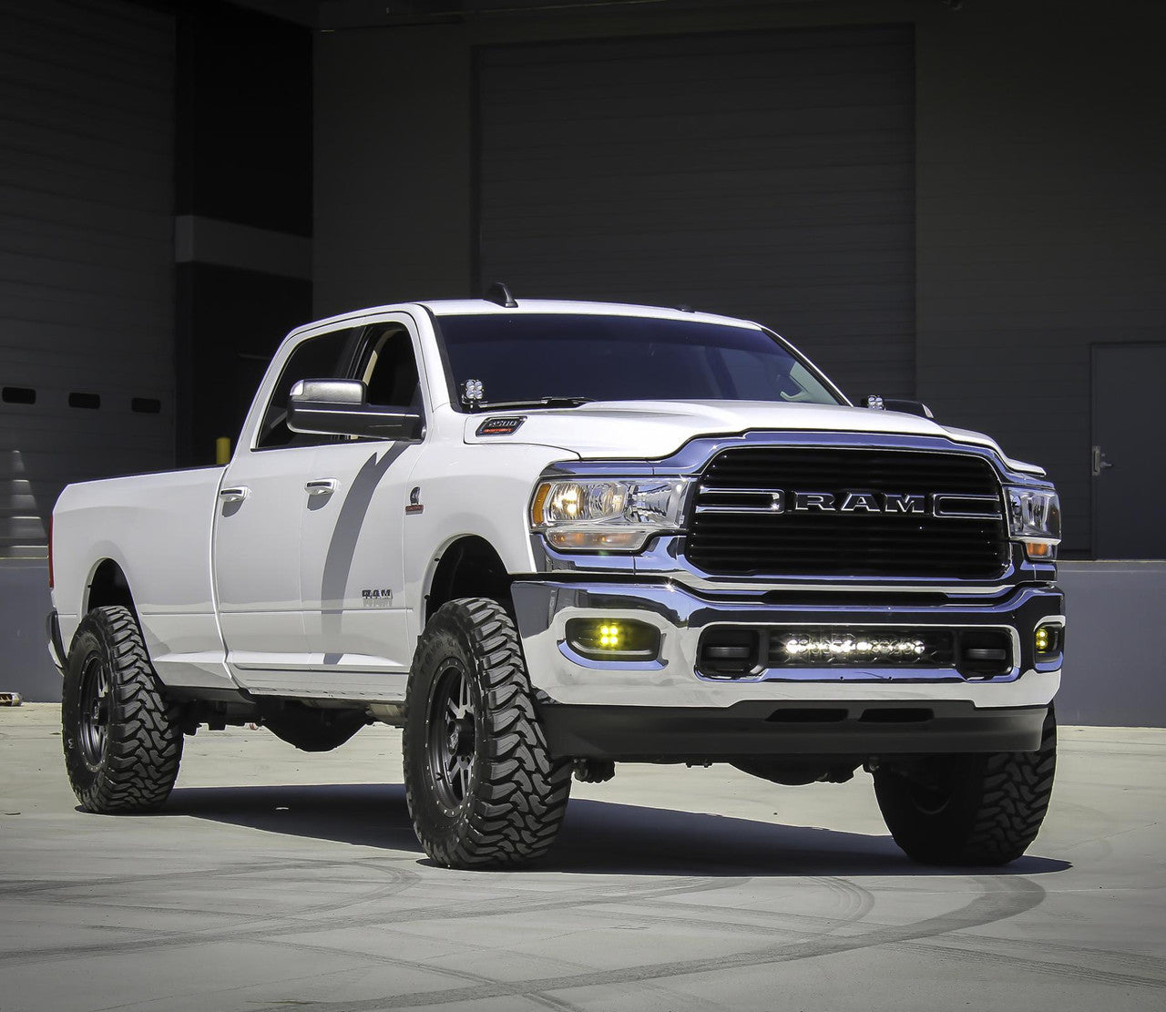 Baja Designs Ram S8 20 Inch Grille Lower Light Bar Kit - Ram 2019-21 2500-3500 - Apollo Off-Road