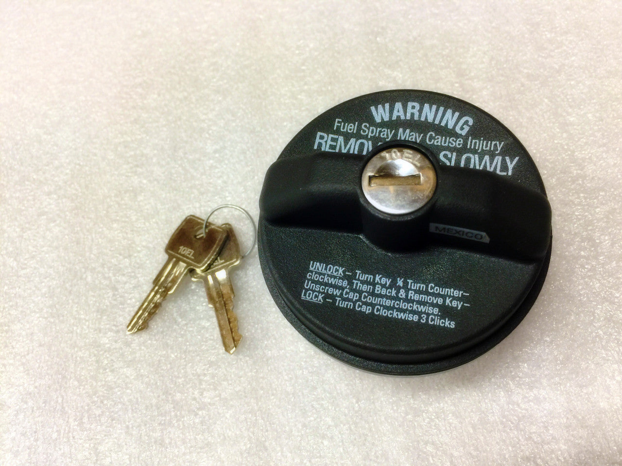 Titan Fuel Tanks Locking Fuel Cap - Black - Apollo Off-Road